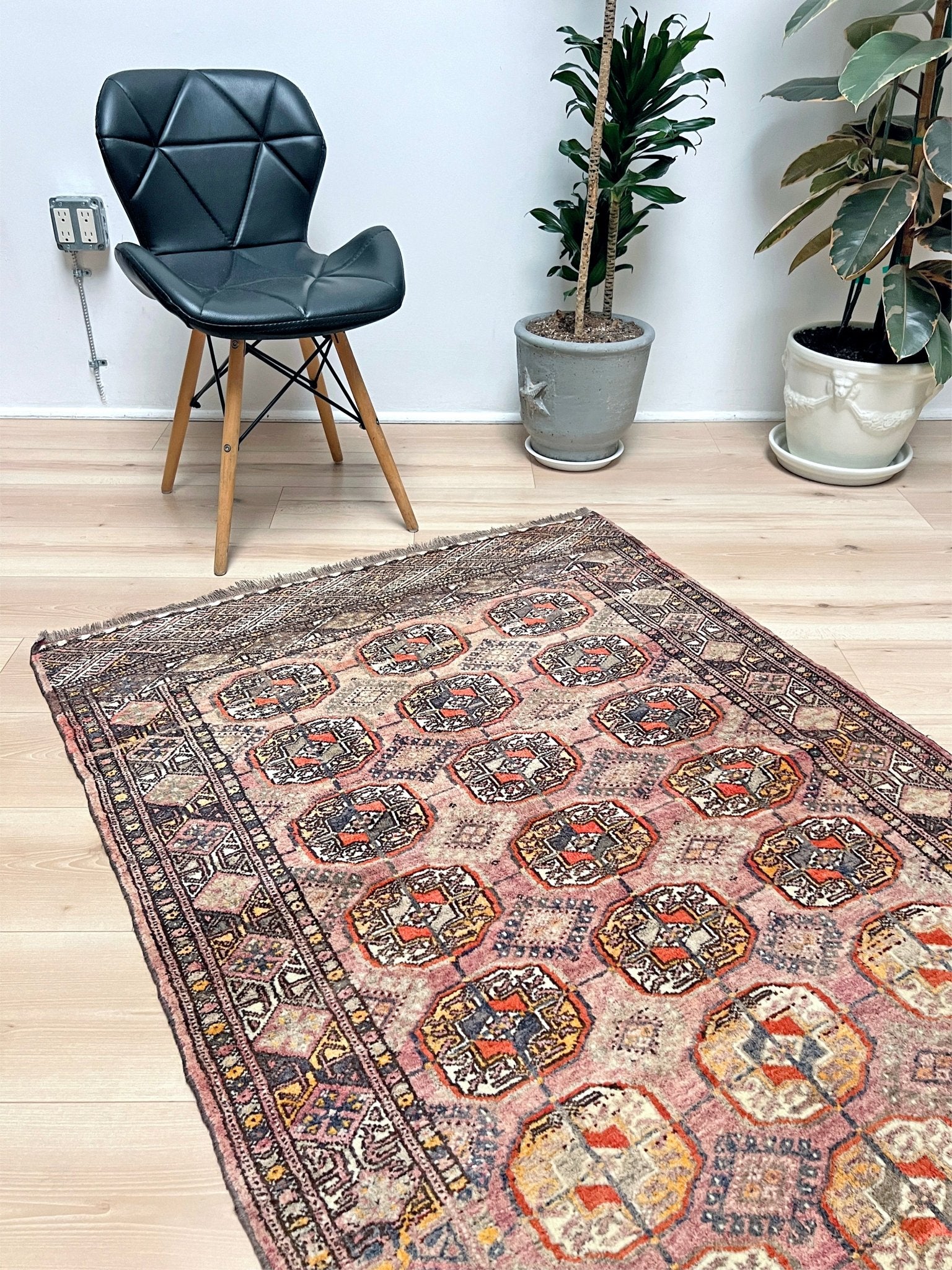 Bukhara Turkmen small wool rug for nursery, living room, bedroom, study, office. Oriental rug shop san francisco bay area