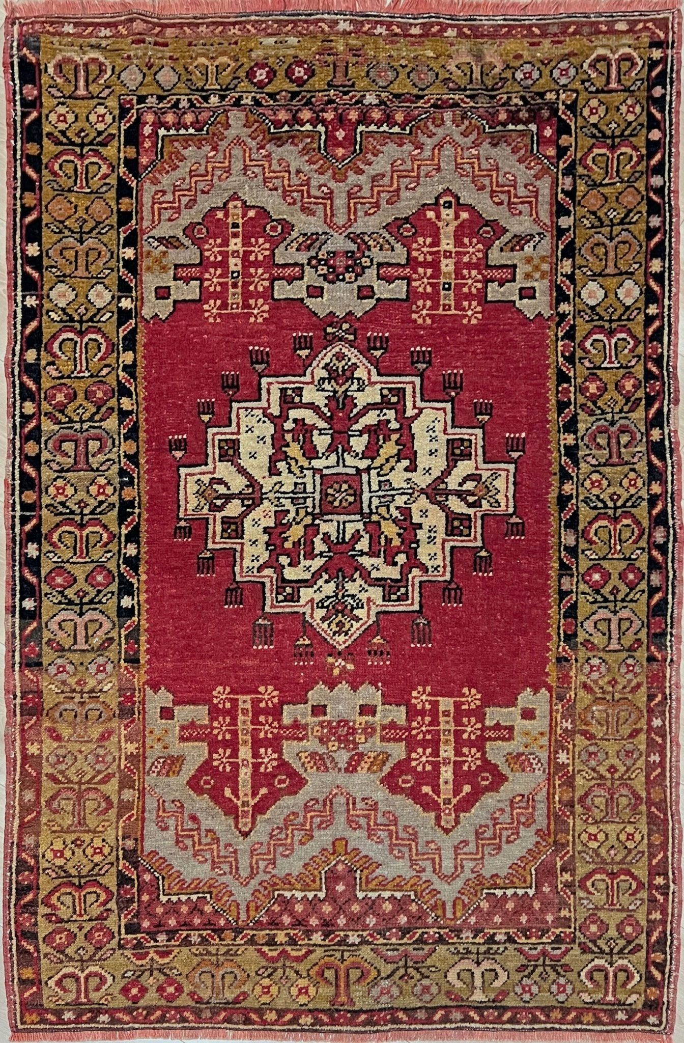 Maden vintage small turkish rug shop san francisco bay area. 3x5 handmade wool rug. Buy handmade rug online free shipping