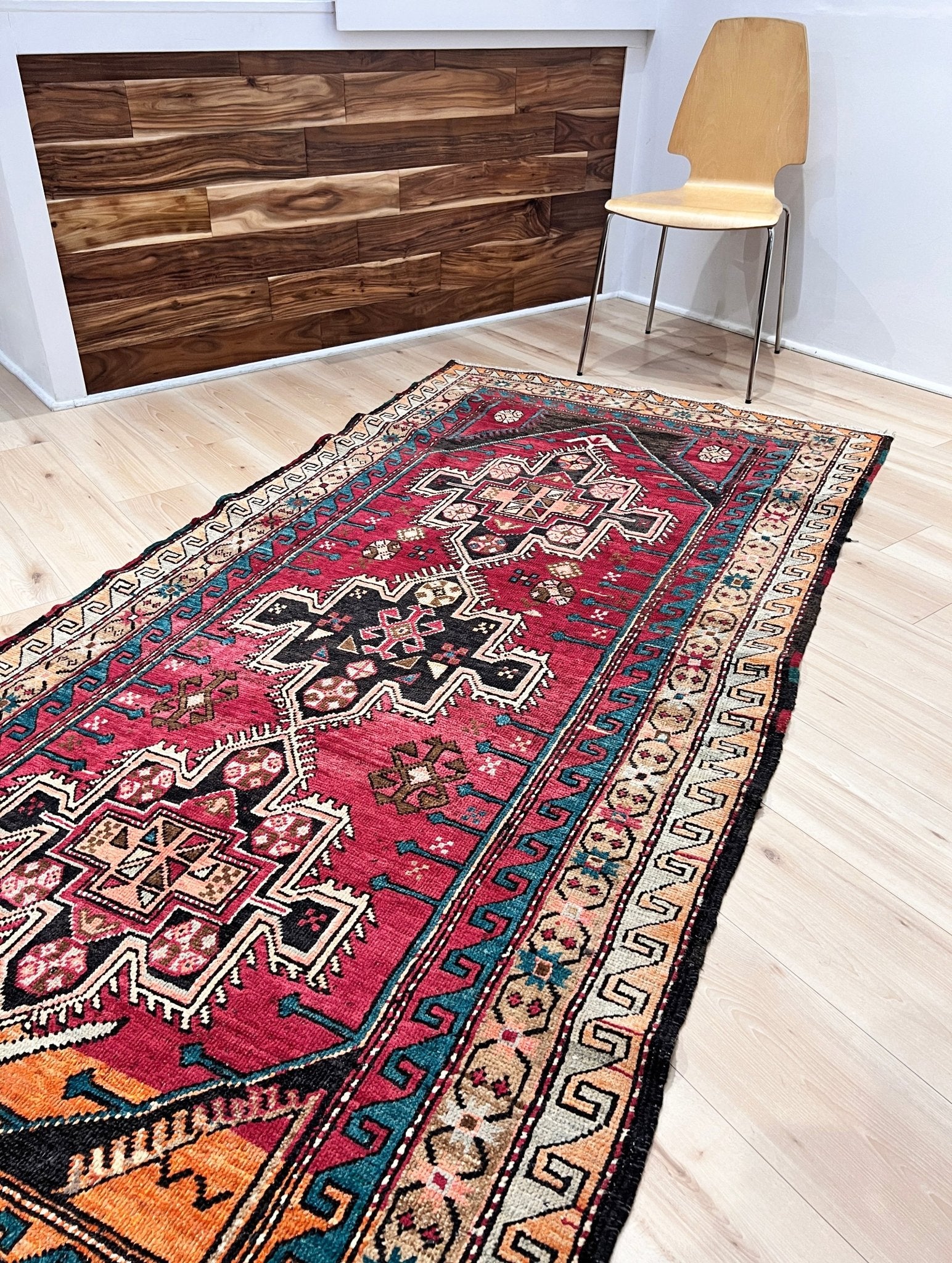 Derbend caucasian wide runner wool rug. Oriental rug store San Francisco Bay Area. . Buy handmade rug online