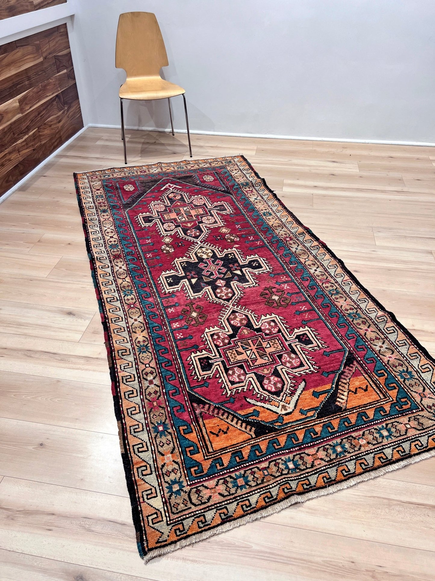 Derbend caucasian wide runner wool rug. Oriental rug store San Francisco Bay Area. . Buy handmade rug online