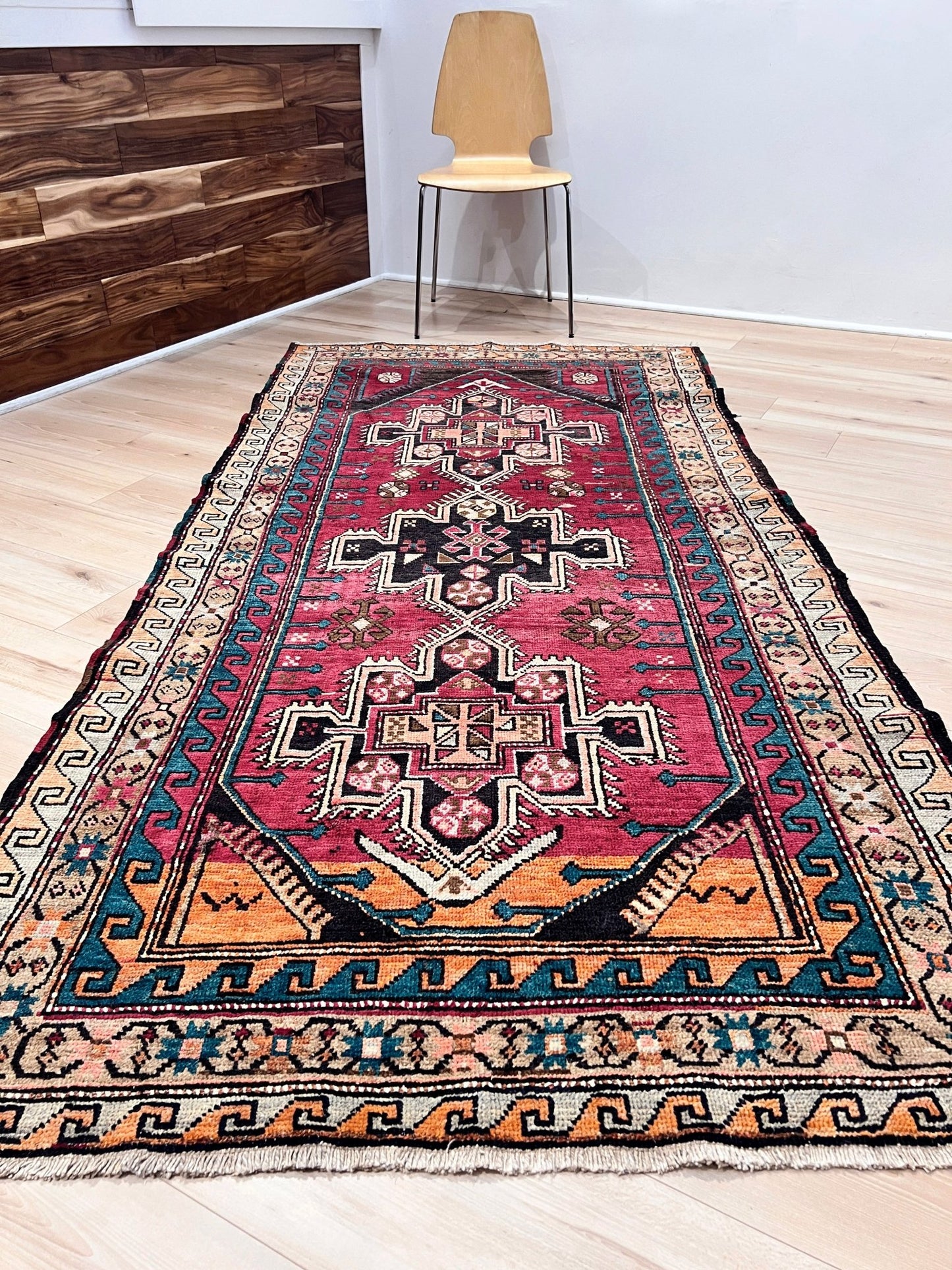 Derbend caucasian wide runner wool rug. Oriental rug store San Francisco Bay Area. . Buy handmade rug online