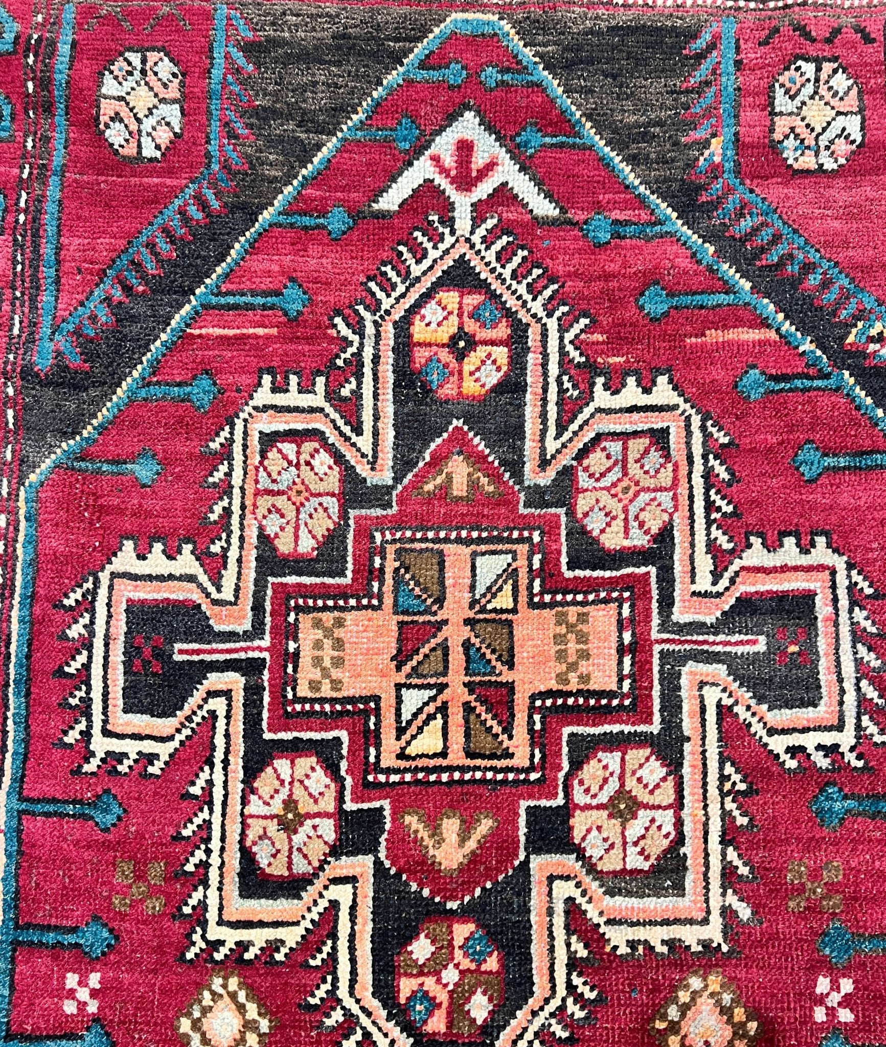 Derbend caucasian wide runner wool rug. Oriental rug store San Francisco Bay Area. . Buy handmade rug online