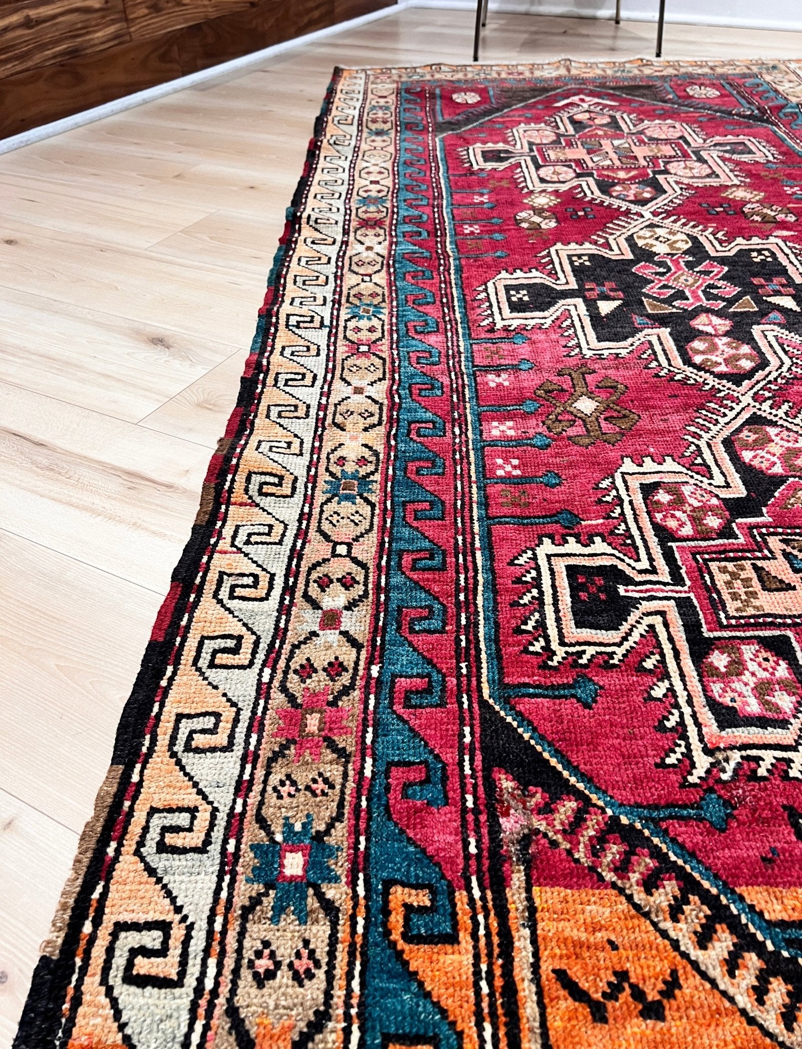 Derbend caucasian wide runner wool rug. Oriental rug store San Francisco Bay Area. . Buy handmade rug online