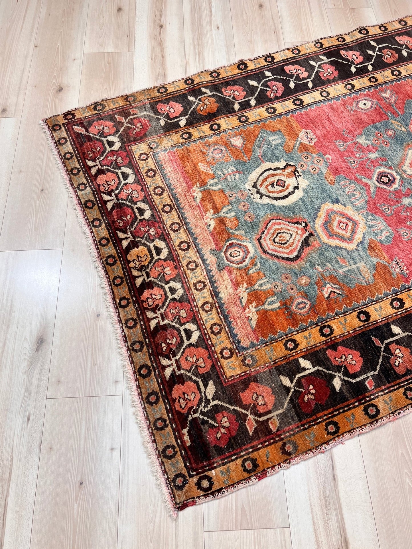 Karabagh Caucasian vintage wide runner wool rug. Oriental rug shop san francisco bay area. Buy handmade wool rug online