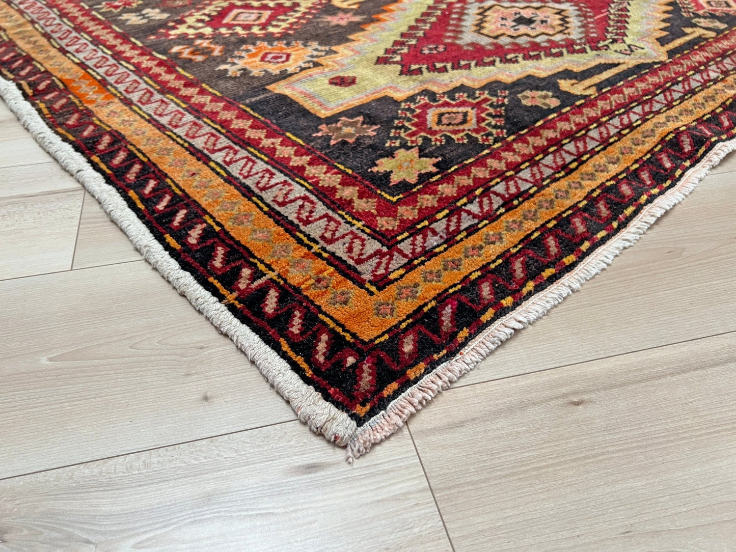 Kuba caucasian handmade wool vintage wide runner rug. Buy oriental rug shop san francisco bay area. Buy rug online free