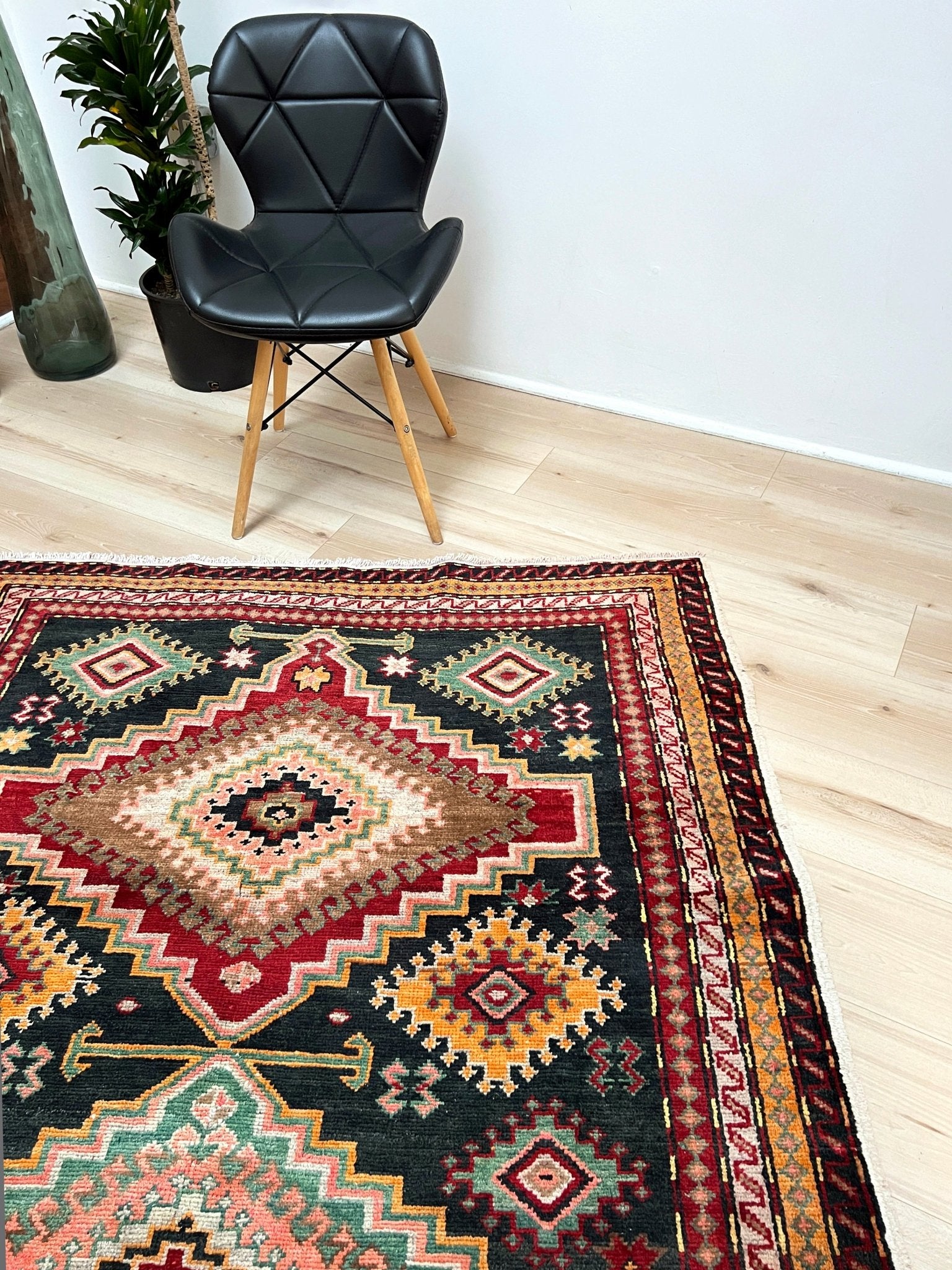 Kuba caucasian handmade wool vintage wide runner rug. Buy oriental rug shop san francisco bay area. Buy rug online free