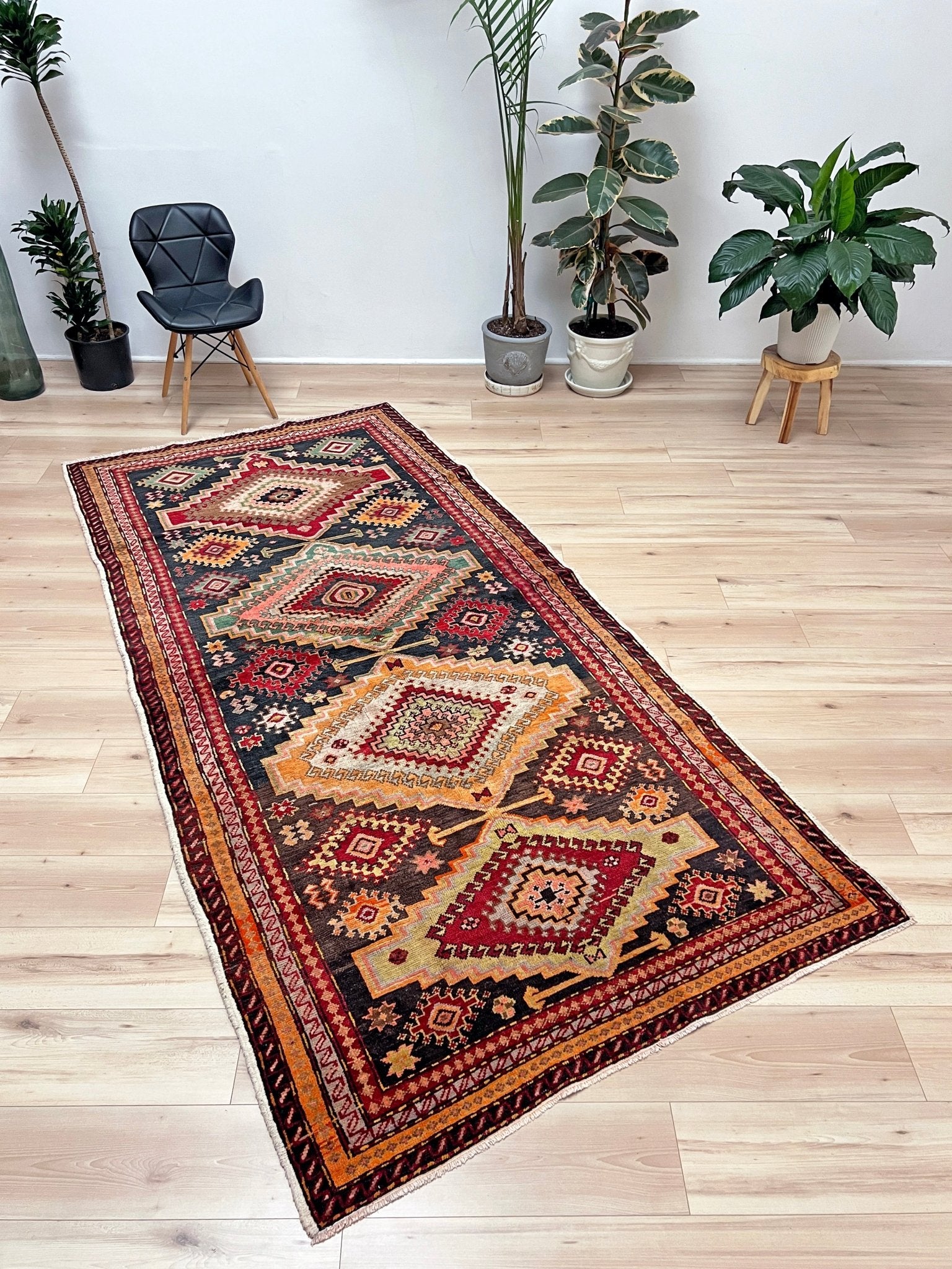 Kuba caucasian handmade wool vintage wide runner rug. Buy oriental rug shop san francisco bay area. Buy rug online free