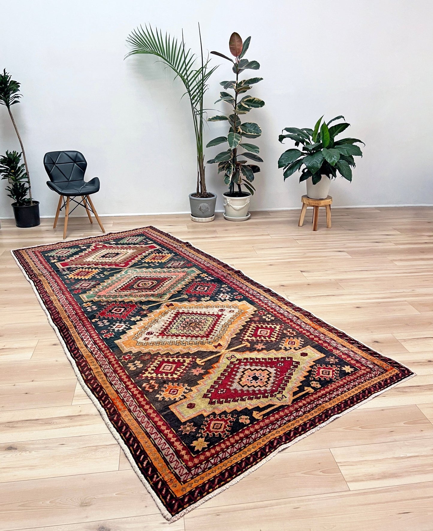 Kuba caucasian handmade wool vintage wide runner rug. Buy oriental rug shop san francisco bay area. Buy rug online free