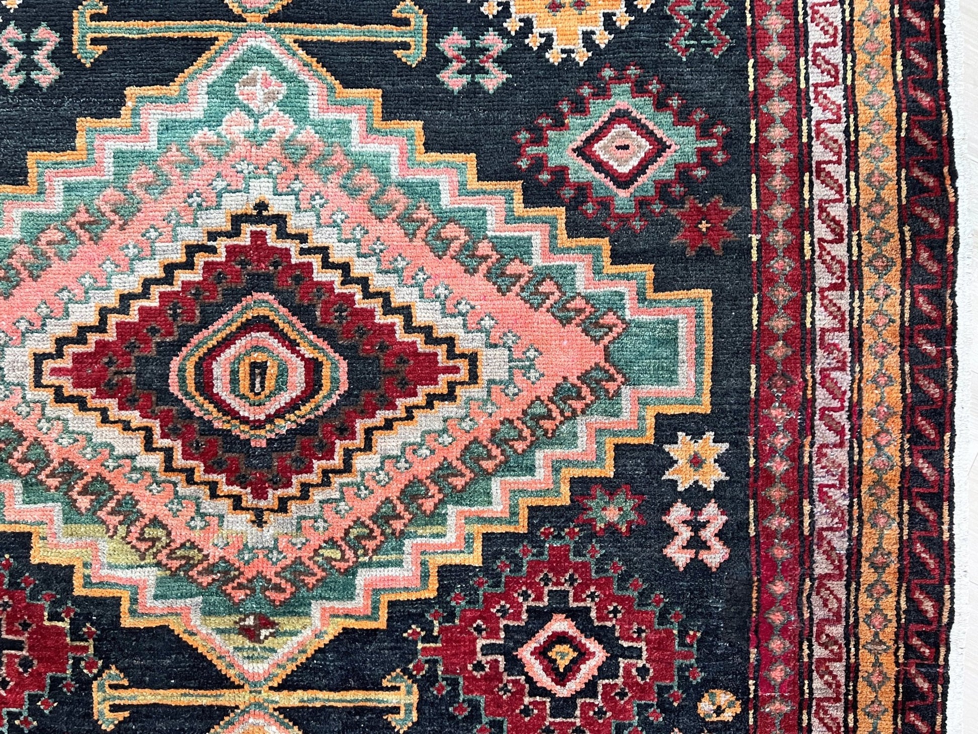 Kuba caucasian handmade wool vintage wide runner rug. Buy oriental rug shop san francisco bay area. Buy rug online free