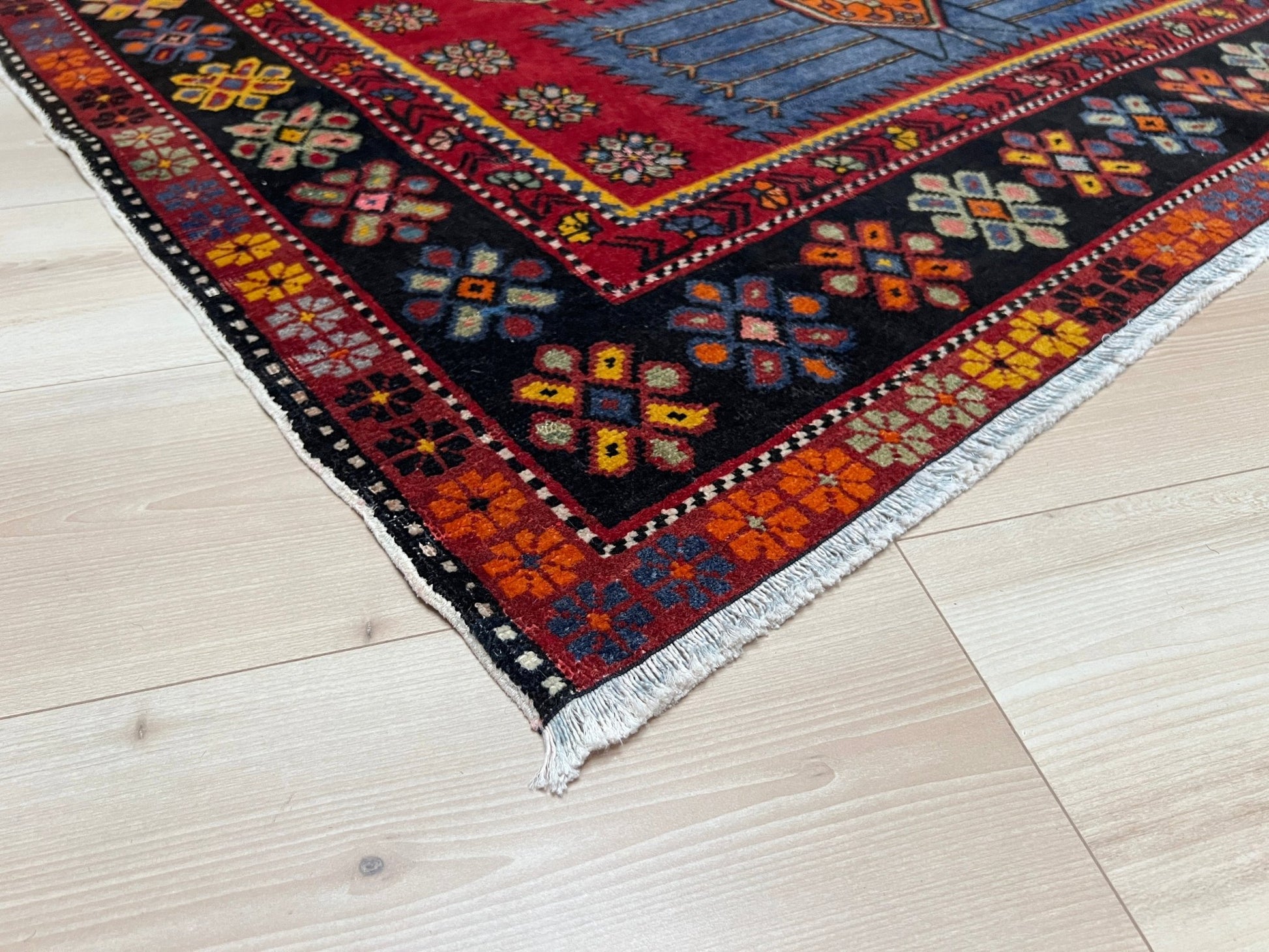 Armenian peacock caucasian rug. Handmade scatter small rug shop san francisco bay area. Buy wool antique rug online