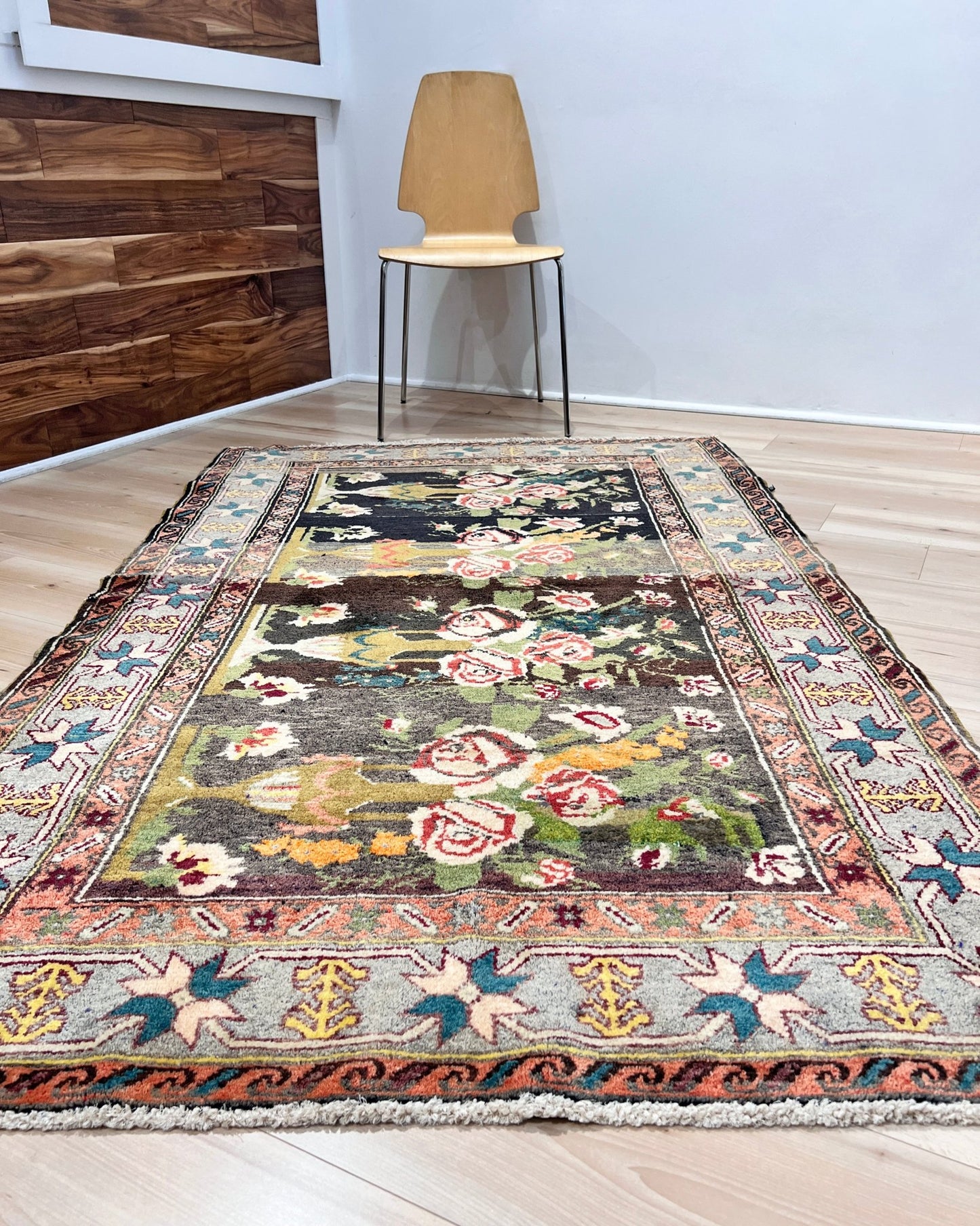 karabagh roses vintage caucasian rug. Oriental rug shop San Francisco Bay Area. Buy handmade wool rug online free shipping