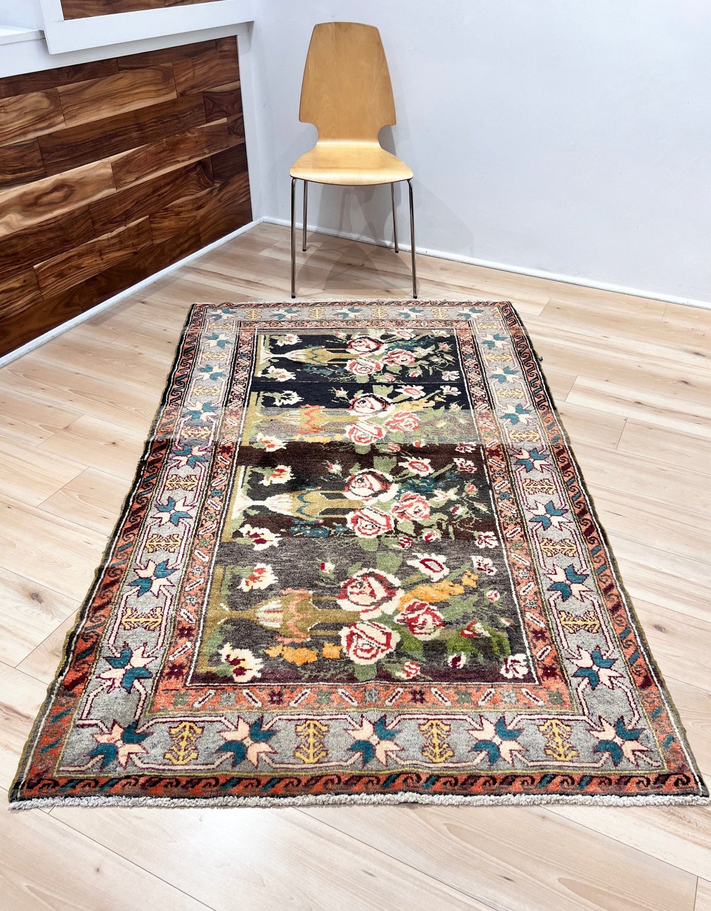 karabagh roses vintage caucasian rug. Oriental rug shop San Francisco Bay Area. Buy handmade wool rug online free shipping