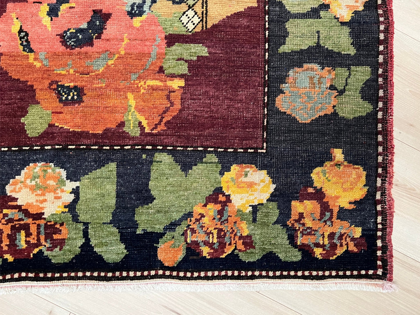 Pictoral floral caucasian rug wall hanging. Buy small handmade wool rug shop san francisco bay area berkeley. Buy rug online