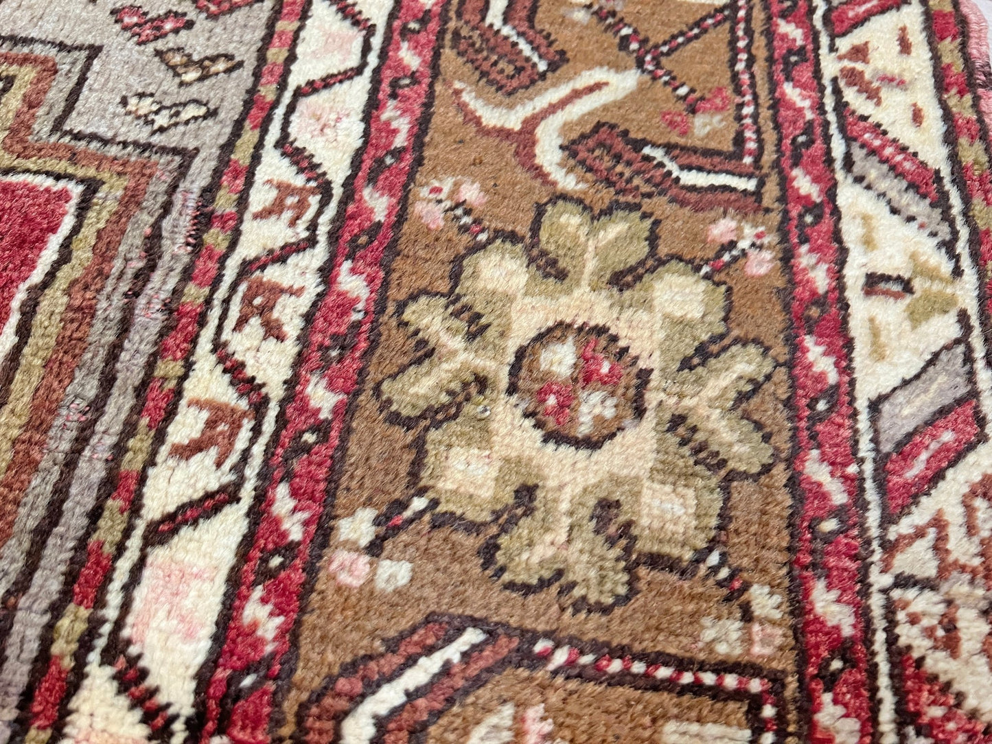 Kirsehir handmade wool vintage turkish rug shop san francisco bay area. Buy handmade rug online free shipping USA Canada.