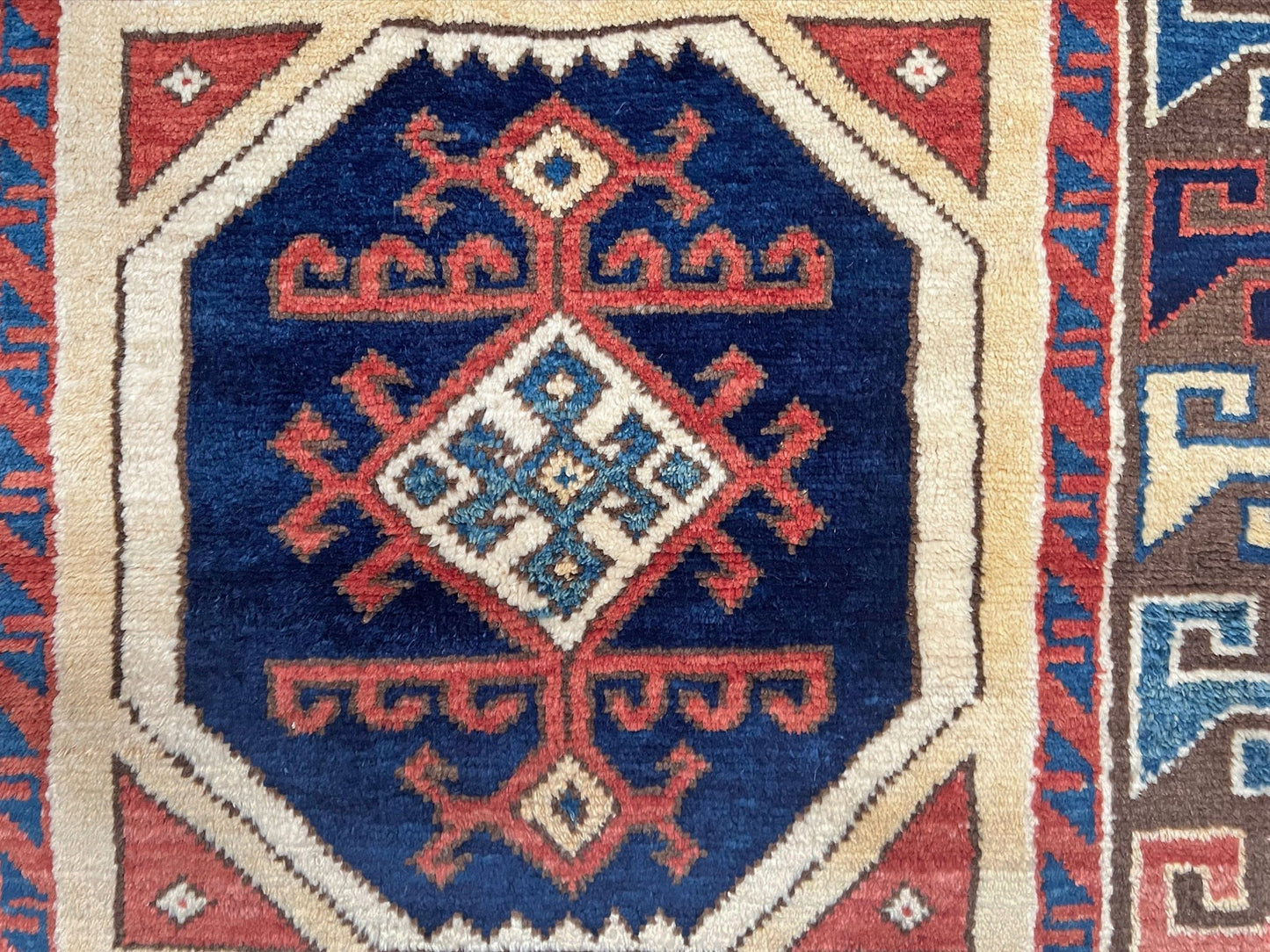 Konya handmade Turkish wool handmade Mini Rug rug shop san francisco bay area. Buy rug online free shipping USA Canada.