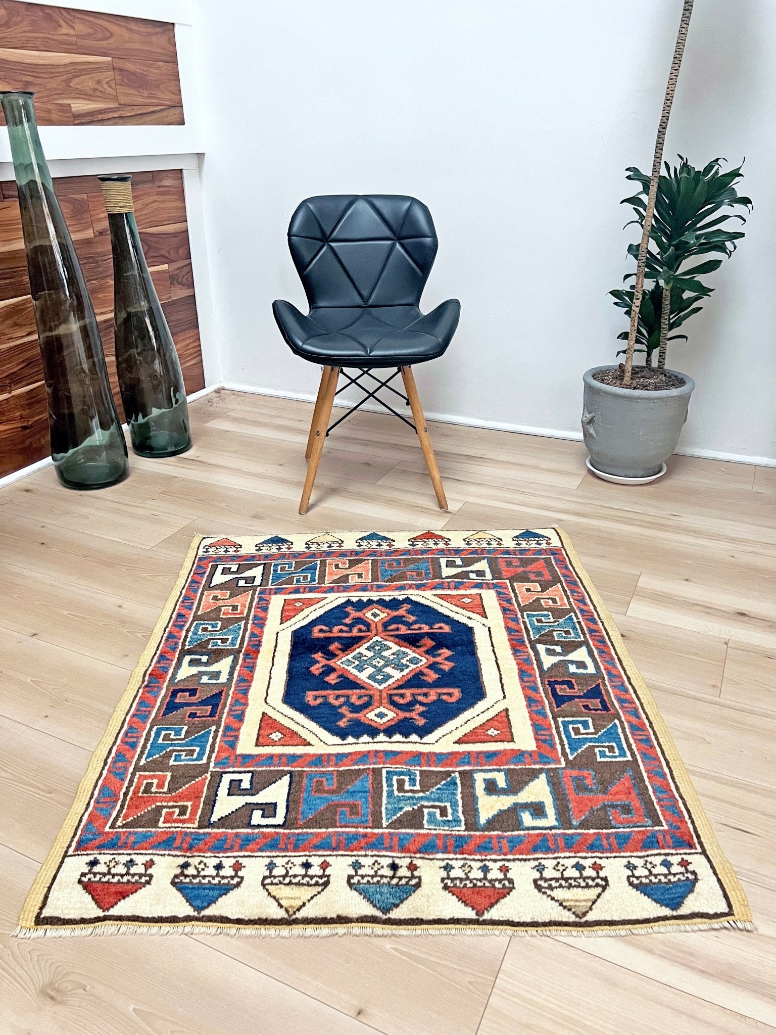 Konya handmade Turkish wool handmade Mini Rug rug shop san francisco bay area. Buy rug online free shipping USA Canada.