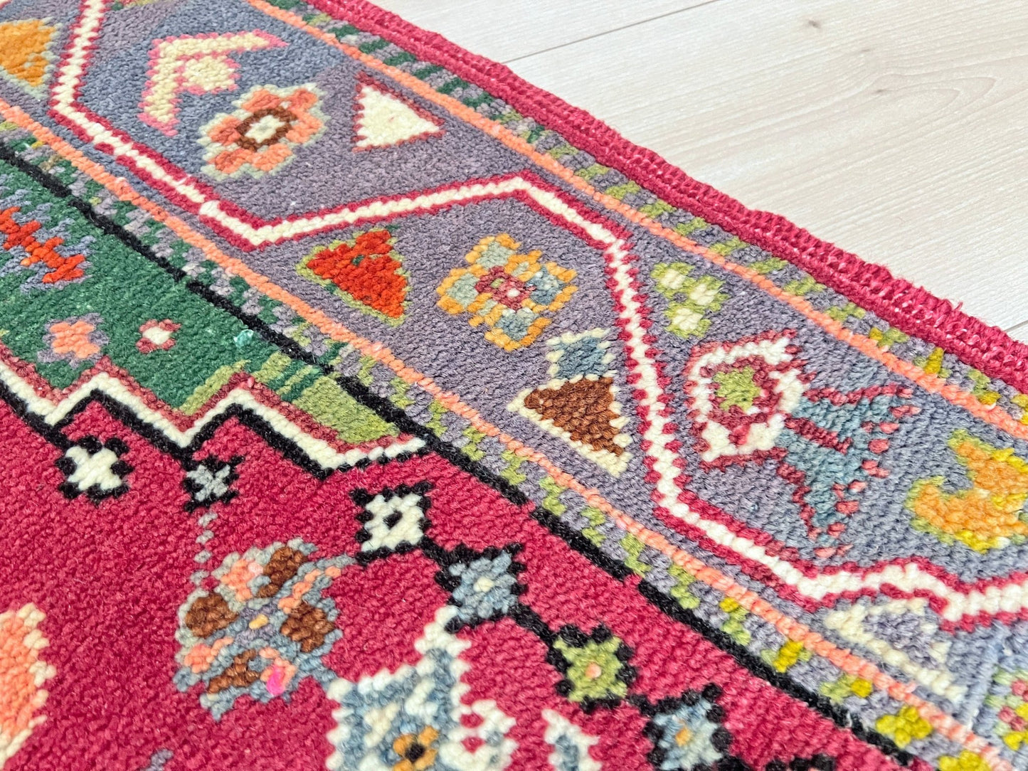 Maden handmade wool vintage turkish mini rug. Turkish rug shop san francisco bay area. Handmade wool rug buy online