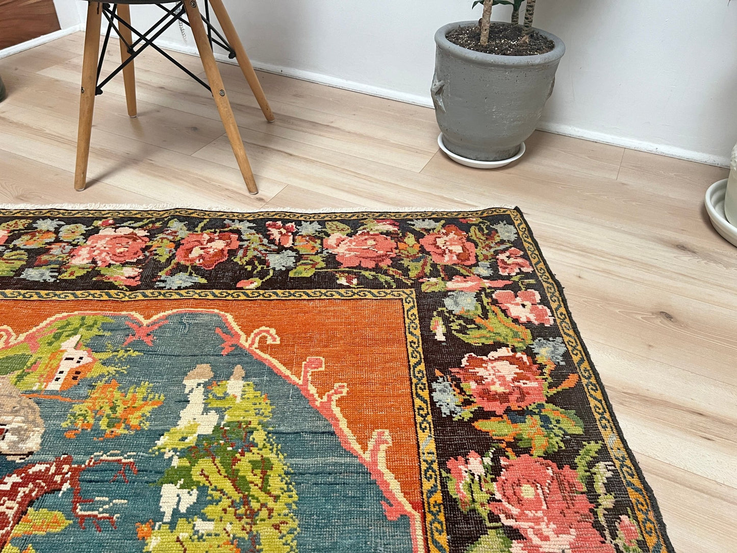 Pictoral floral caucasian rug wall hanging. Buy small handmade wool rug shop san francisco bay area berkeley. Buy rug online