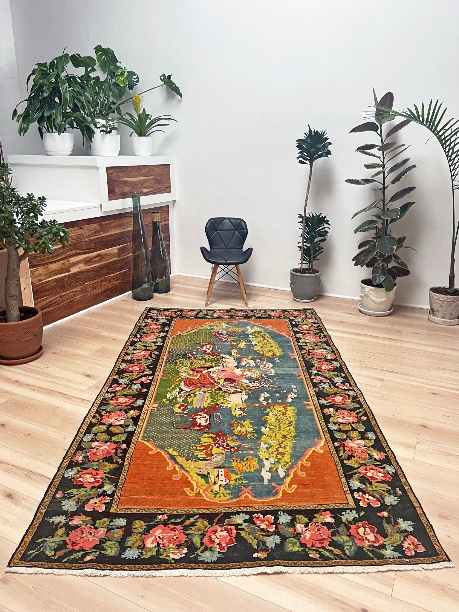 Pictoral floral caucasian rug wall hanging. Buy small handmade wool rug shop san francisco bay area berkeley. Buy rug online