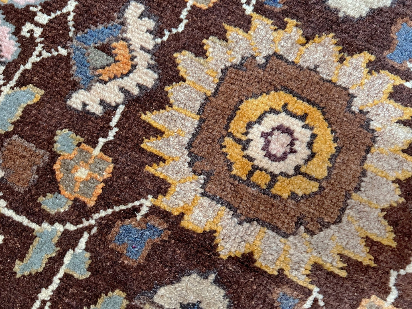 Kayseri Vintage turkish rug shop San francisco bay area. Carpet store Buy handmade 4x6 wool rug online free shipping.