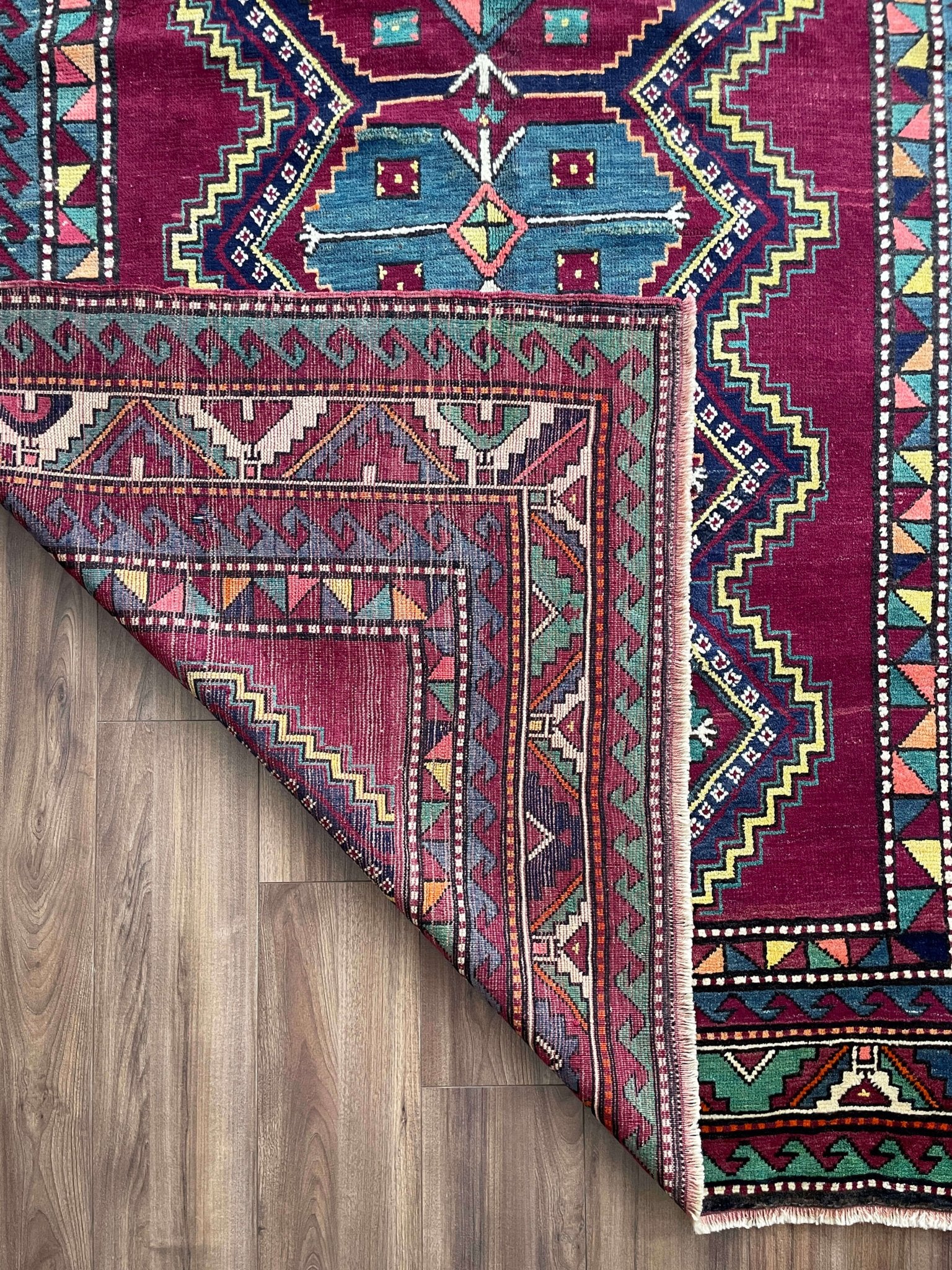 Kazak Caucasian Tribal Vintage Rug Shop San Francisco Bay Area. Buy handmade wool rug online free shipping USA and Canada.