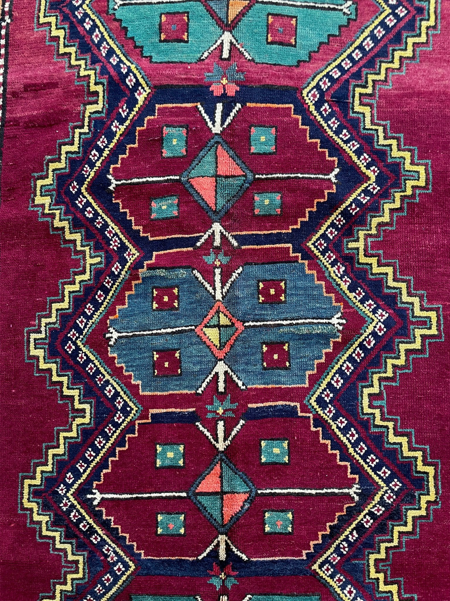 Kazak Caucasian Tribal Vintage Rug Shop San Francisco Bay Area. Buy handmade wool rug online free shipping USA and Canada.