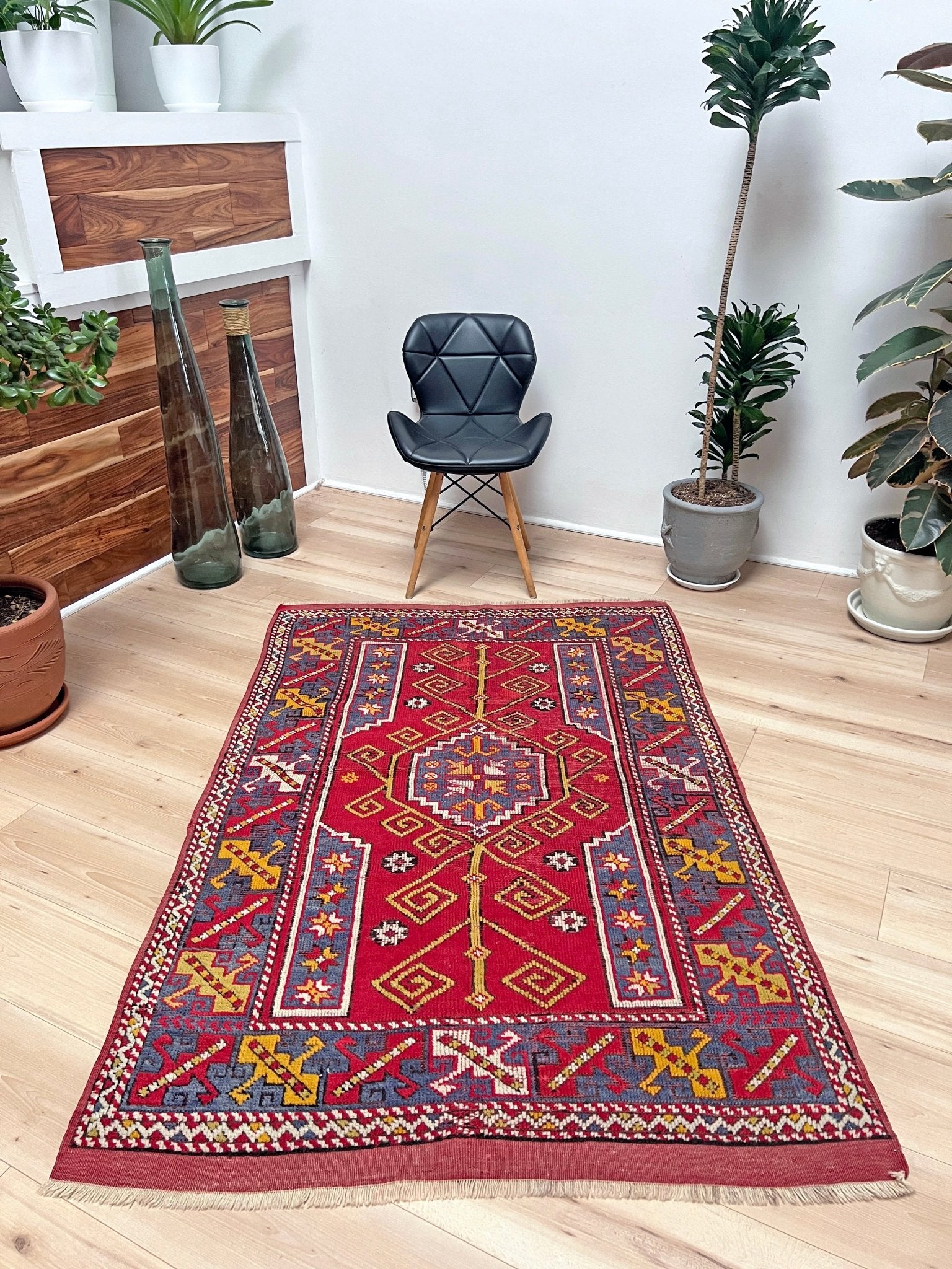 Canakkale vintage turkish rug Handmade wool small rug for nursery living room bedroom Turkish rug shop san francisco bay area