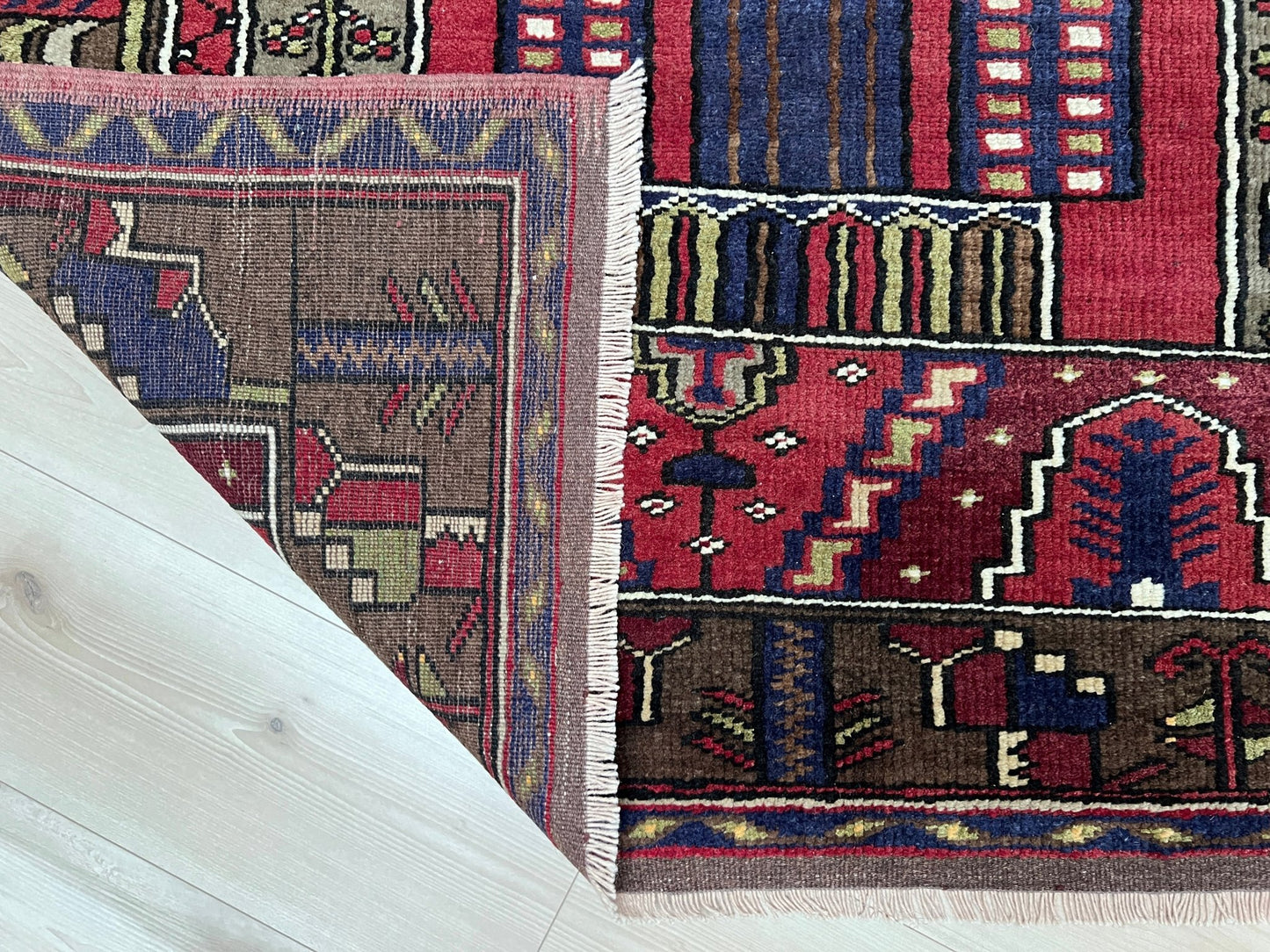 Konya vintage wool turkish rug shop san francisco bay area. Oriental rug store palo alto, berkeley. Scatter handmade rug