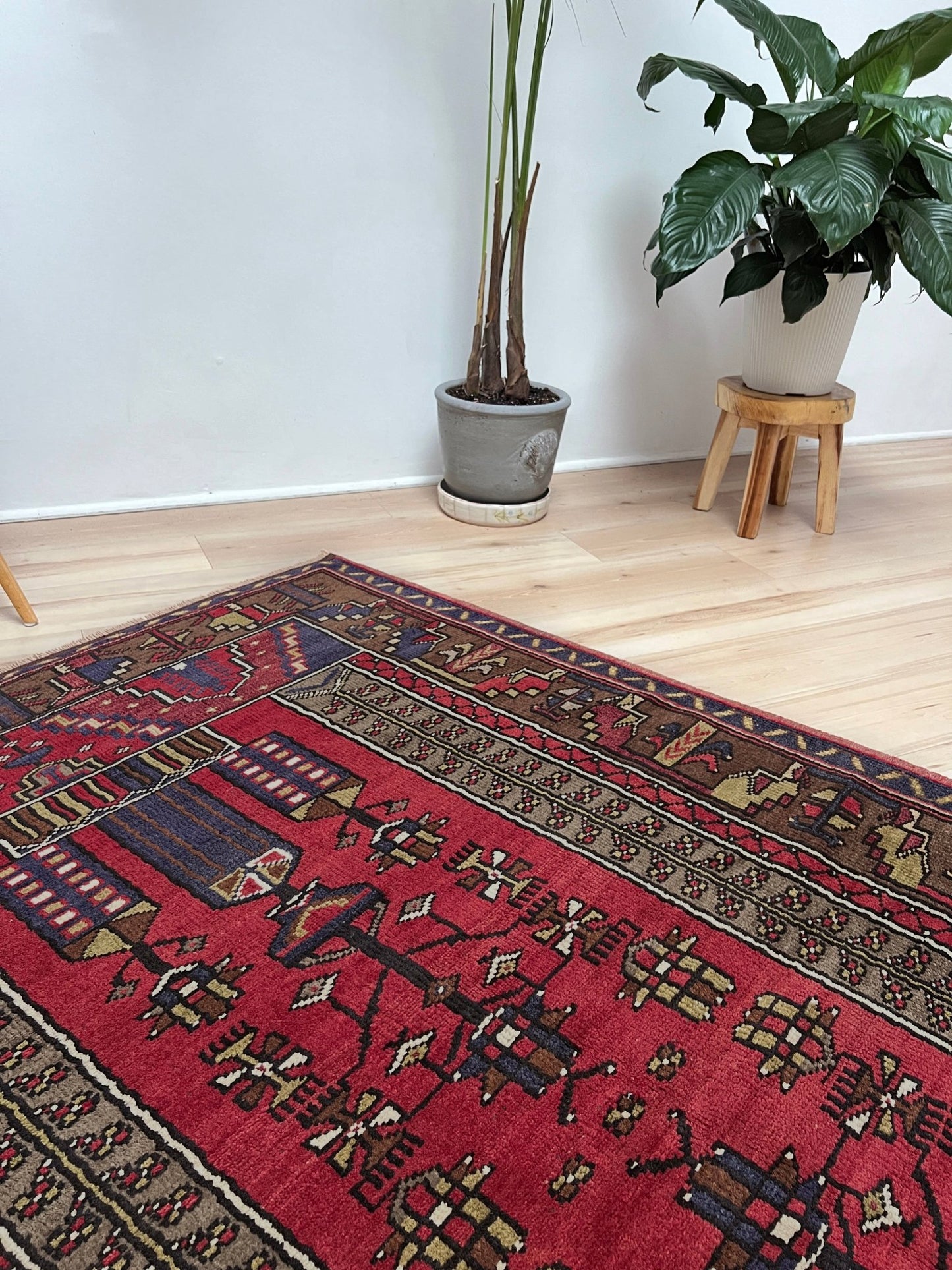 Konya vintage wool turkish rug shop san francisco bay area. Oriental rug store palo alto, berkeley. Scatter handmade rug