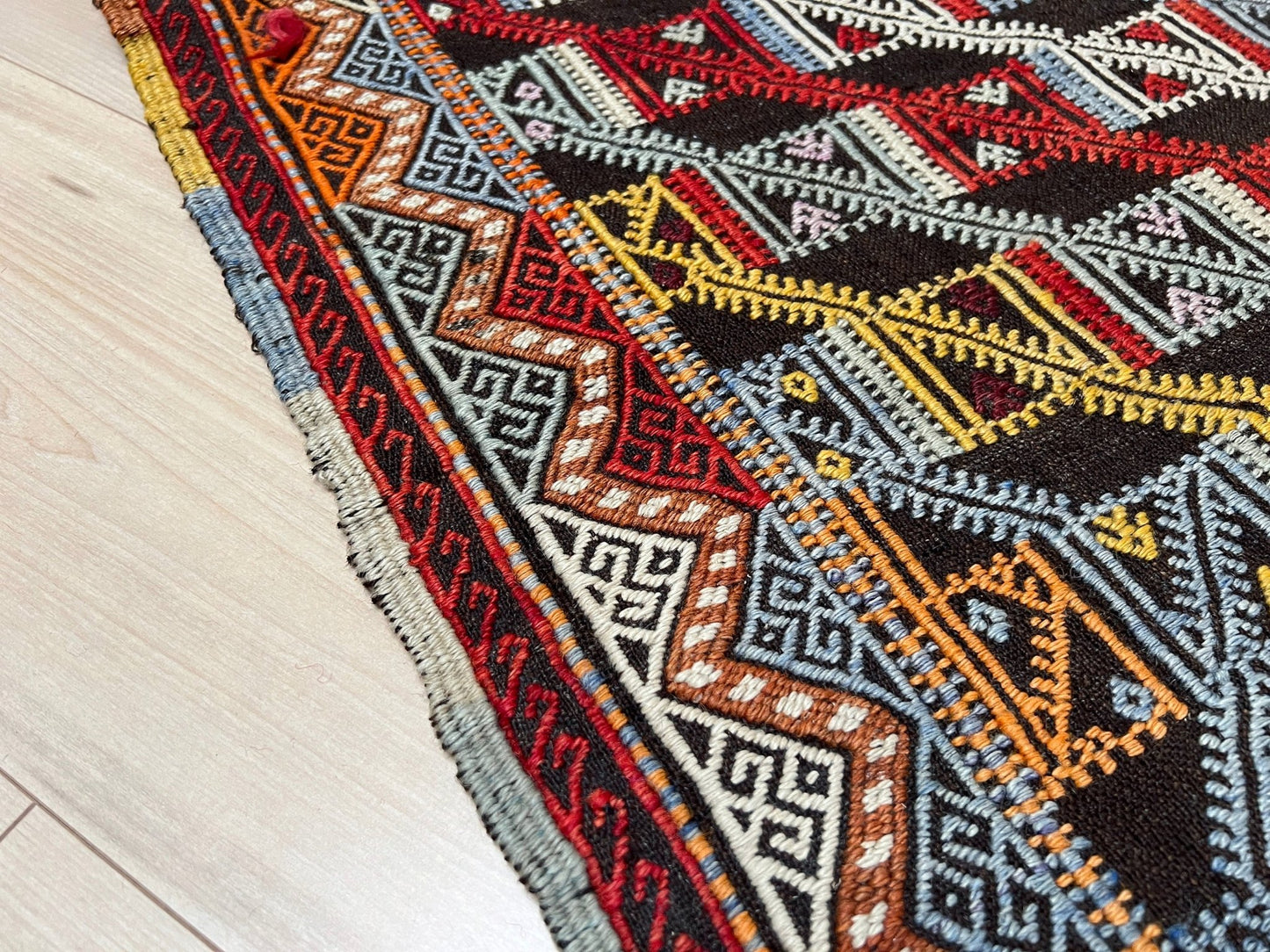 handmade turkish kilim rug shop san francisco bay area. Warm color, vibrant color  turkish rug shop berkeley oriental rug shopping online  Californiz