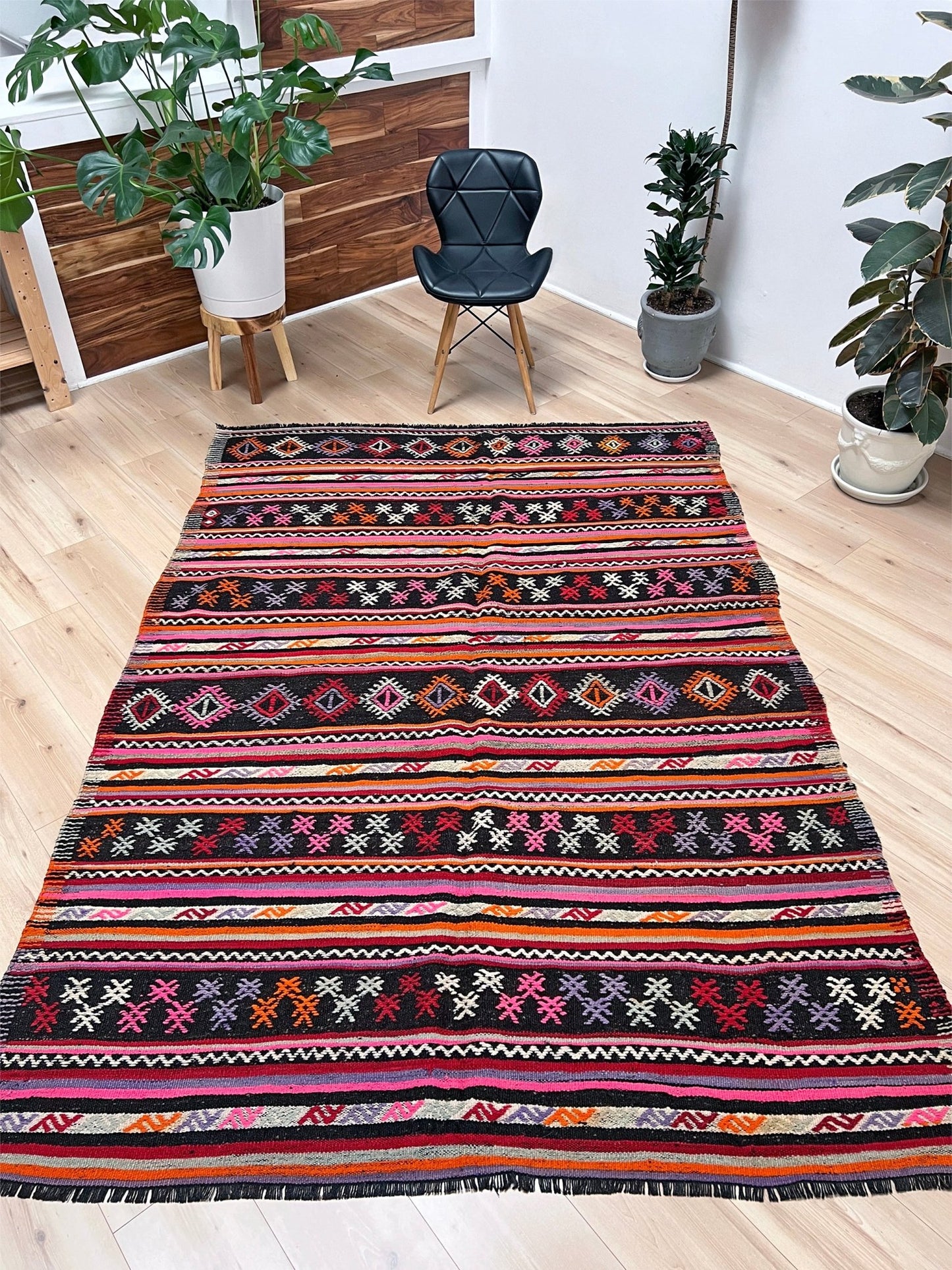 Pink striped Turkish kilim rug shop berkeley. Handmade rug San Francisco bay area. Vibrant color handmade wool rug. 