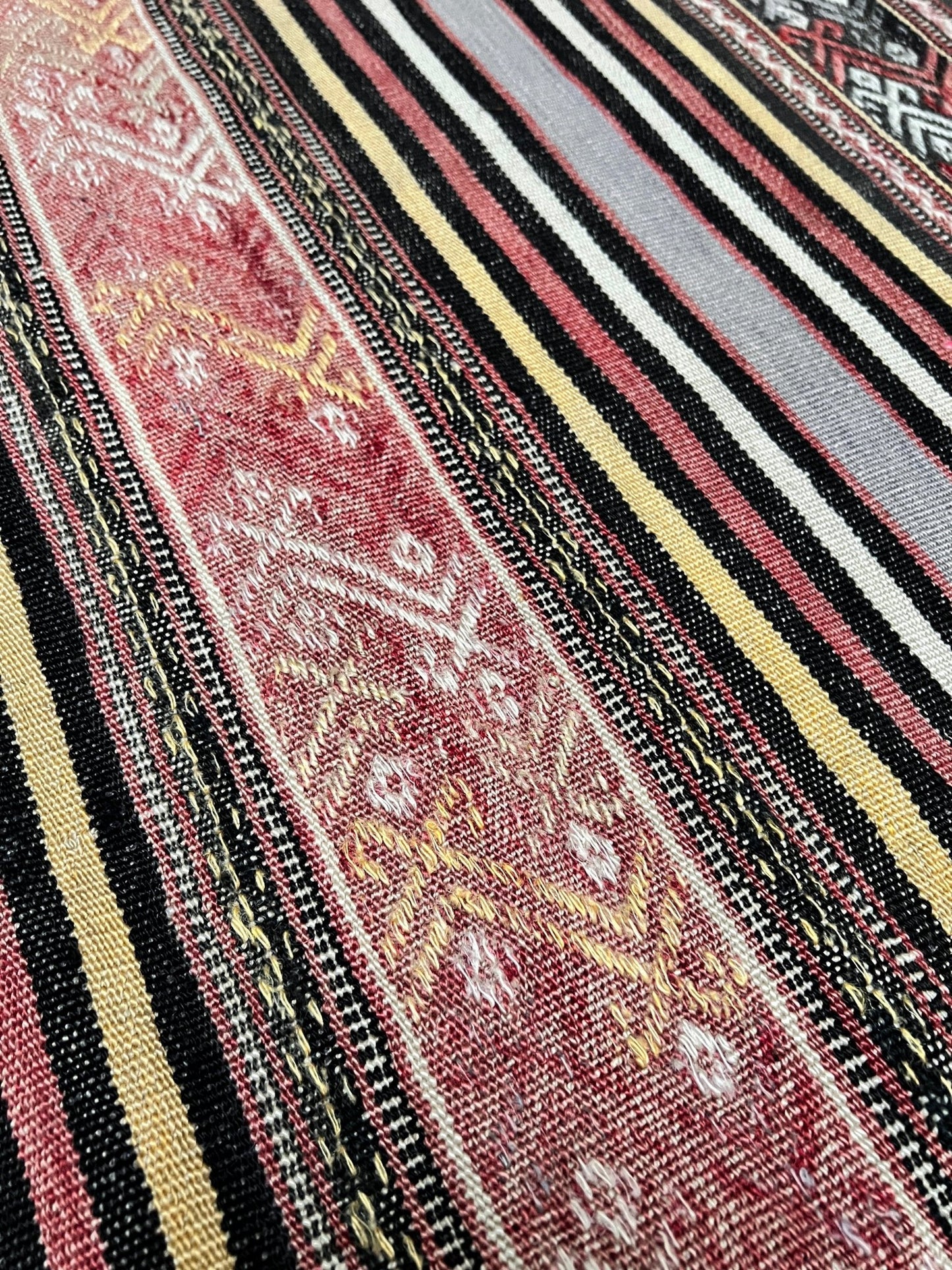 Milas vintage turkish kilim rug shop san francisco bay area. Buy rug online. Vintage rug shop portland, seattle, berkeley.