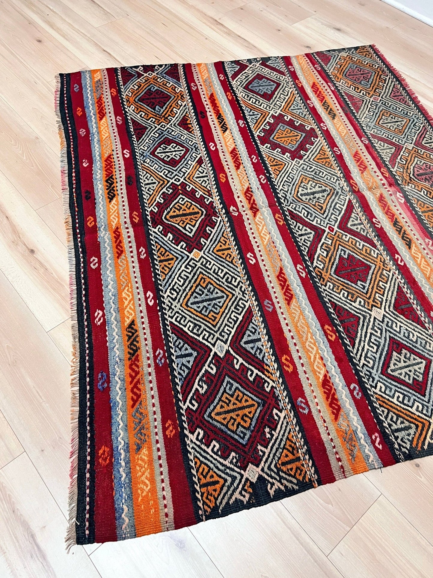 malatya cicim turkish kilim rug shop san francisco bay area. Oriental rug near me Berkeley, Portland Toronto. Buy kilim rug