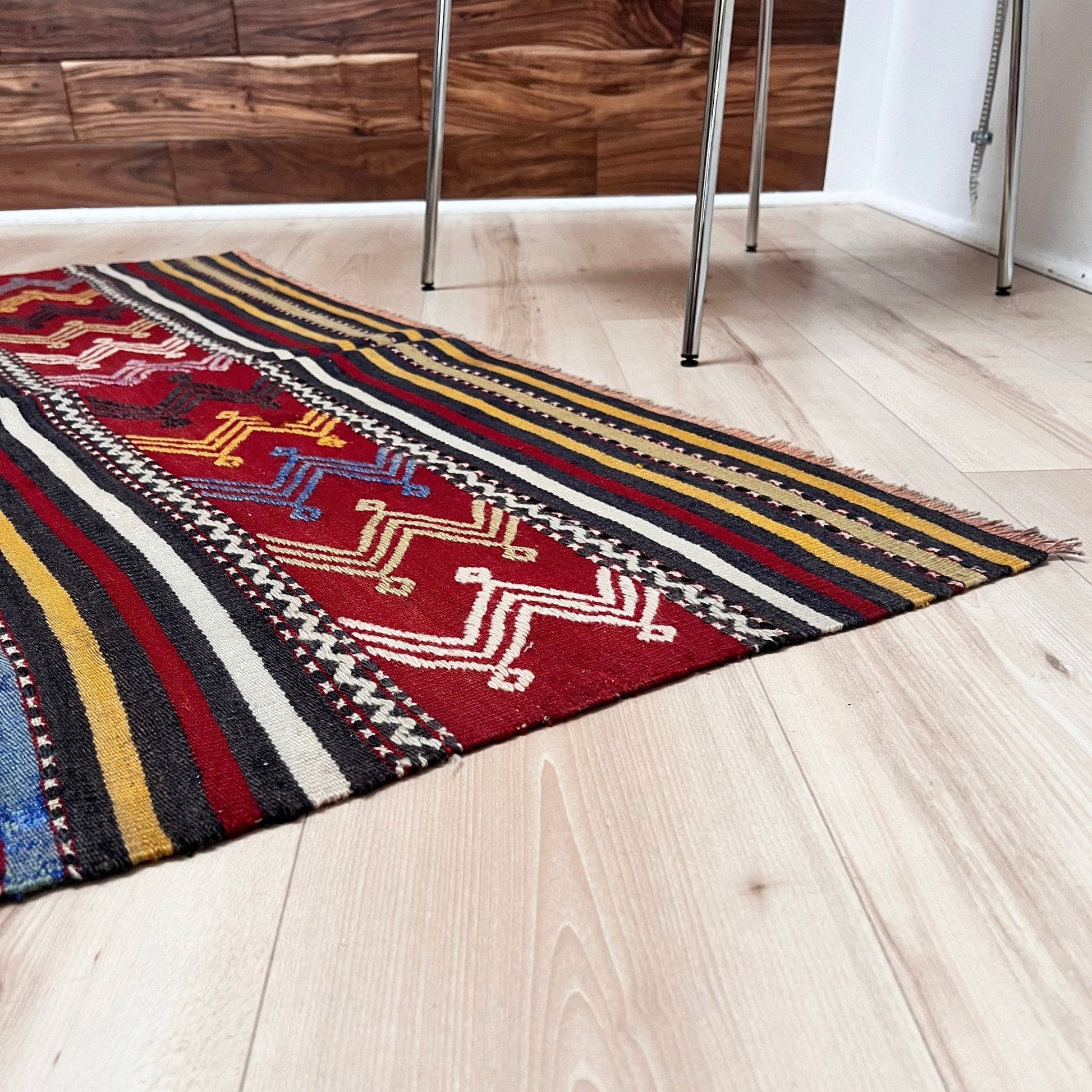 Cicim Turkish kilim rug shop san francisco bay area. Buy oriental kilim rug online free shipping to USA and Canada.