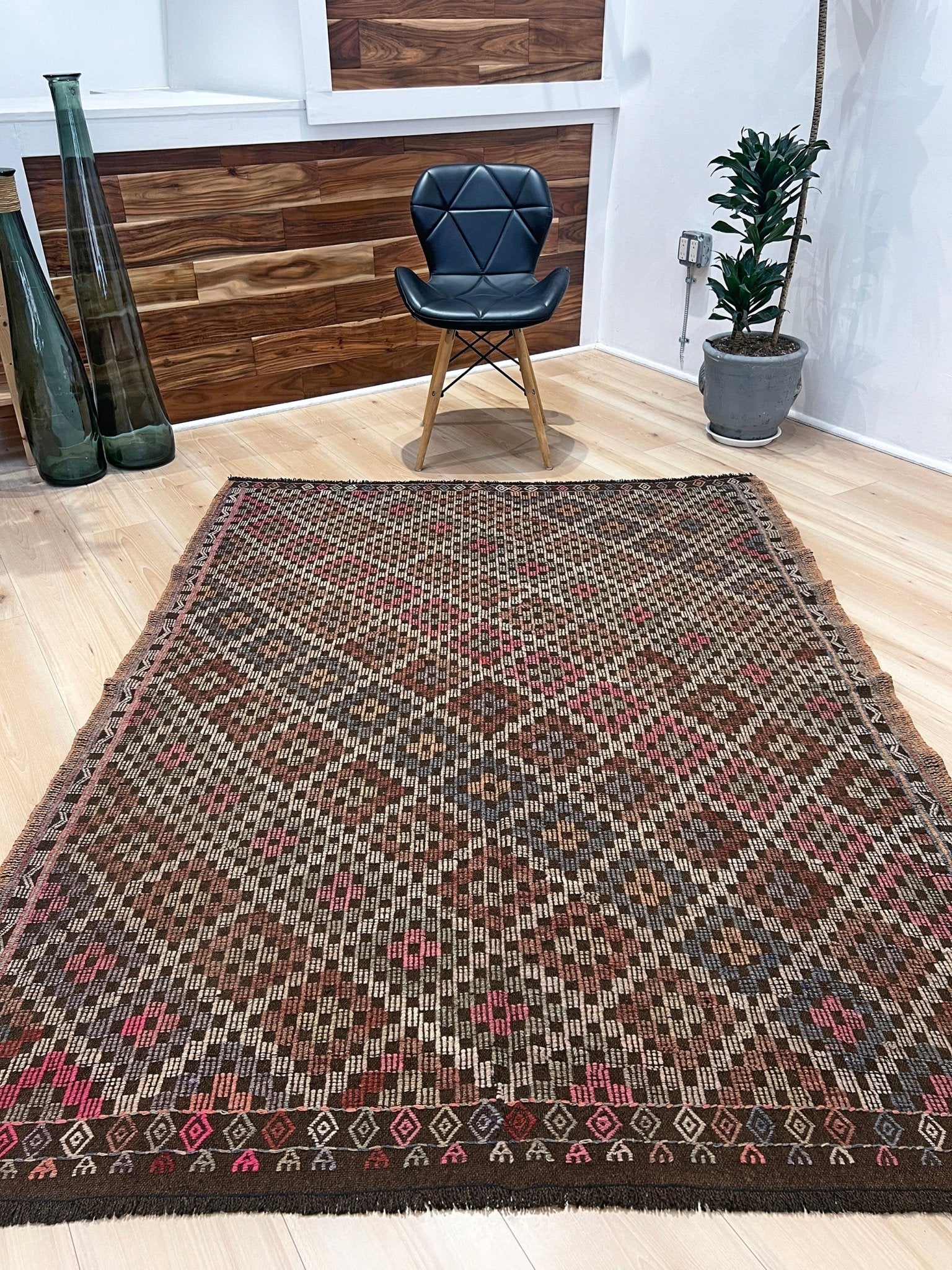 Malatya cicim turkish kilim rug shop. Handmade rug store san francisco bay area. Buy wool rug online shopping.