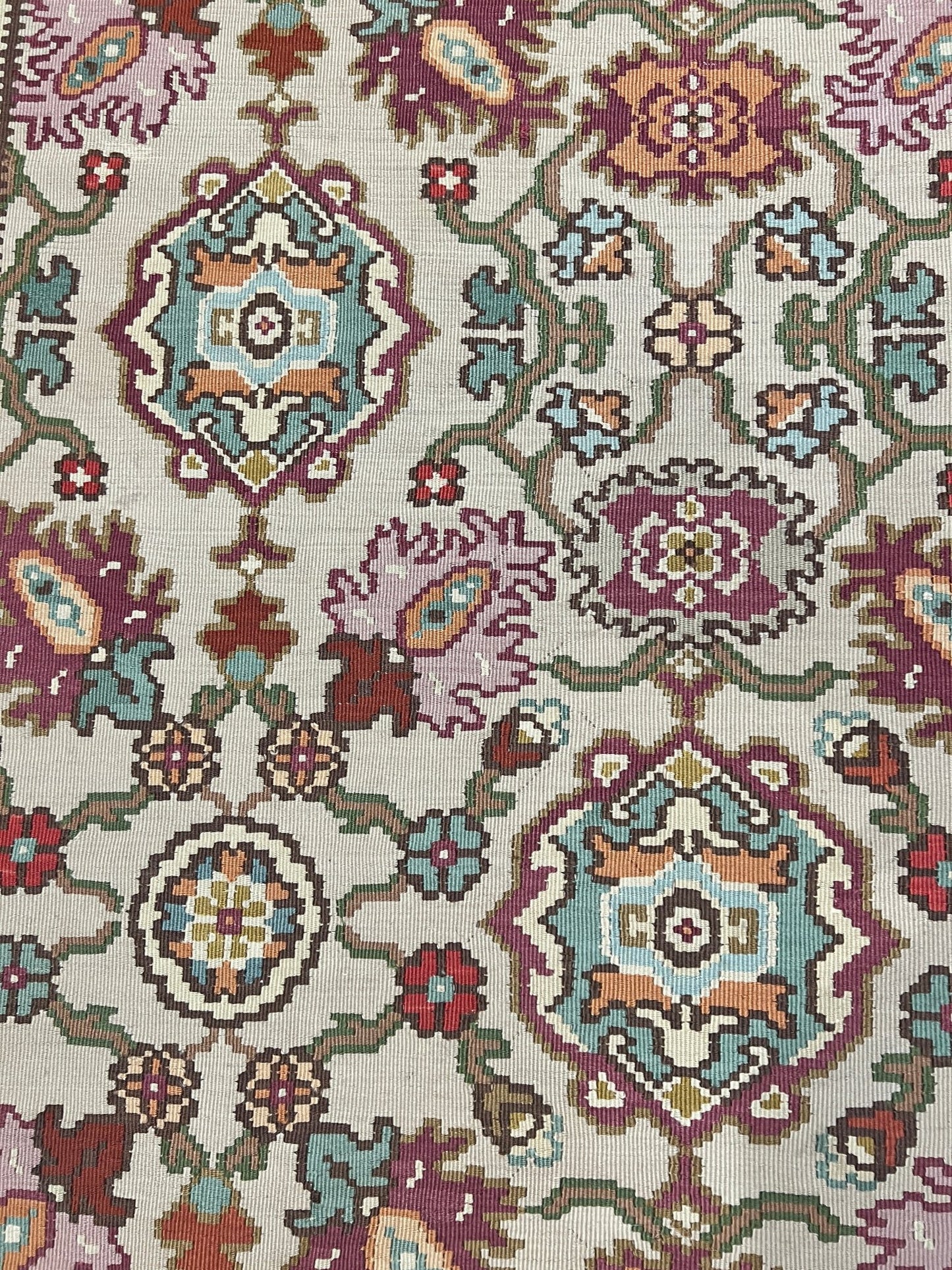 Antique Floral Balkan Turkish kilim rug. Oriental rugs shop san Francisco bay area. Buy Kilim rug online flatweave Canada USA
