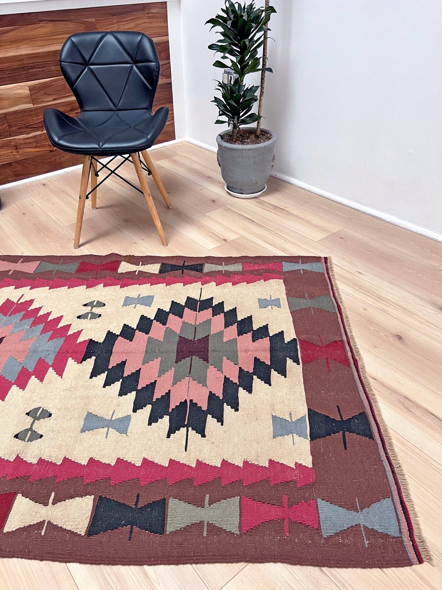 Navajo style flatweave Turkish Kilim rug shop san francisco bay  area. Handmade small wool carpet. Buy handmade rugs online