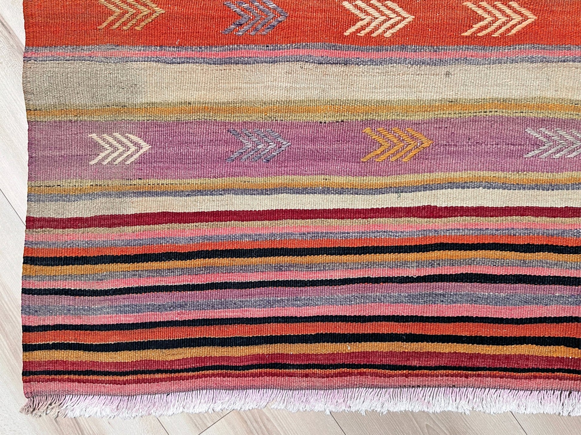 Vintage turkish kilim rug shop bay area. Handmade vibrant rug in living room setting. 6x8 handmade wool rug.  Kilim shop san francisco bay area berkeley california.