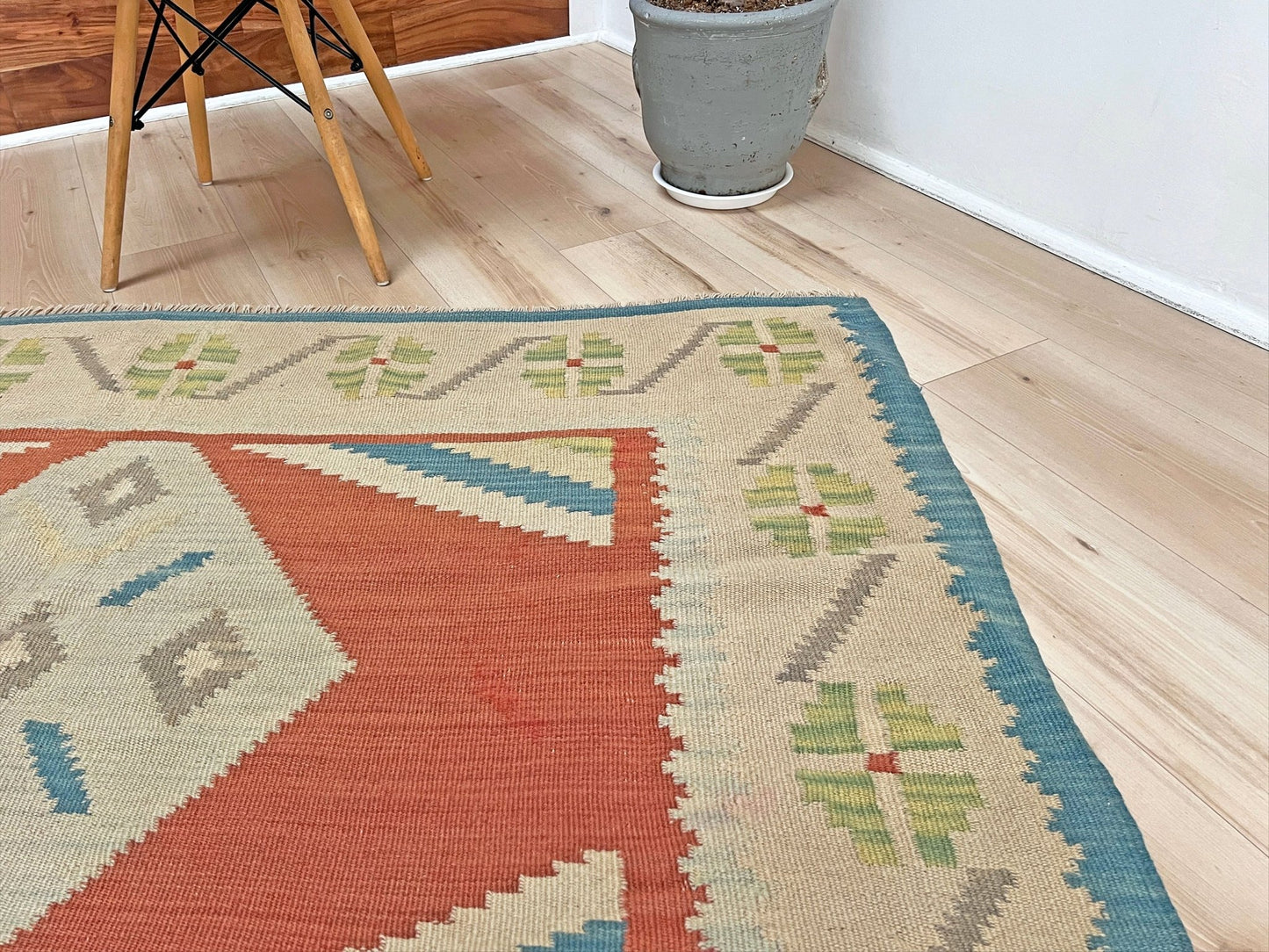 Turkish kilim rug shop san francisco bay area. Flatweave wool handmade rug for living room bedroom nursery kitchen dining. Buy turkish kilim online free shipping