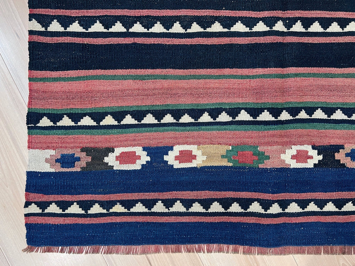 Caucasian Kilim • Handmade Flatweave Vintage Rug (3'8"x6'9")