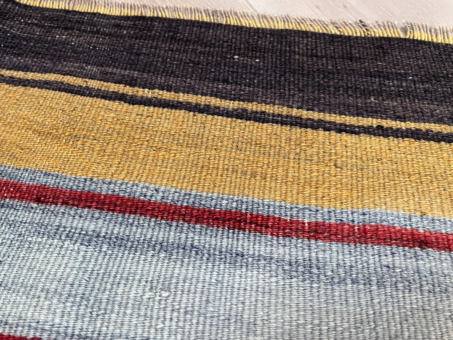 Striped flatweave wool rug. 5x7 turkish kilim rug shop san francisco bay area. Buy rug online free shipping.