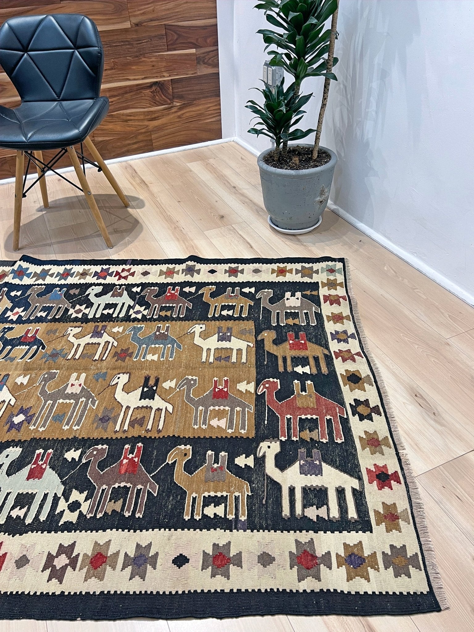  camel caravan persian vintage kilim rug shop san francisco bay area. Oriental rug shop. Buy handmade wool flatweave rug carpet.