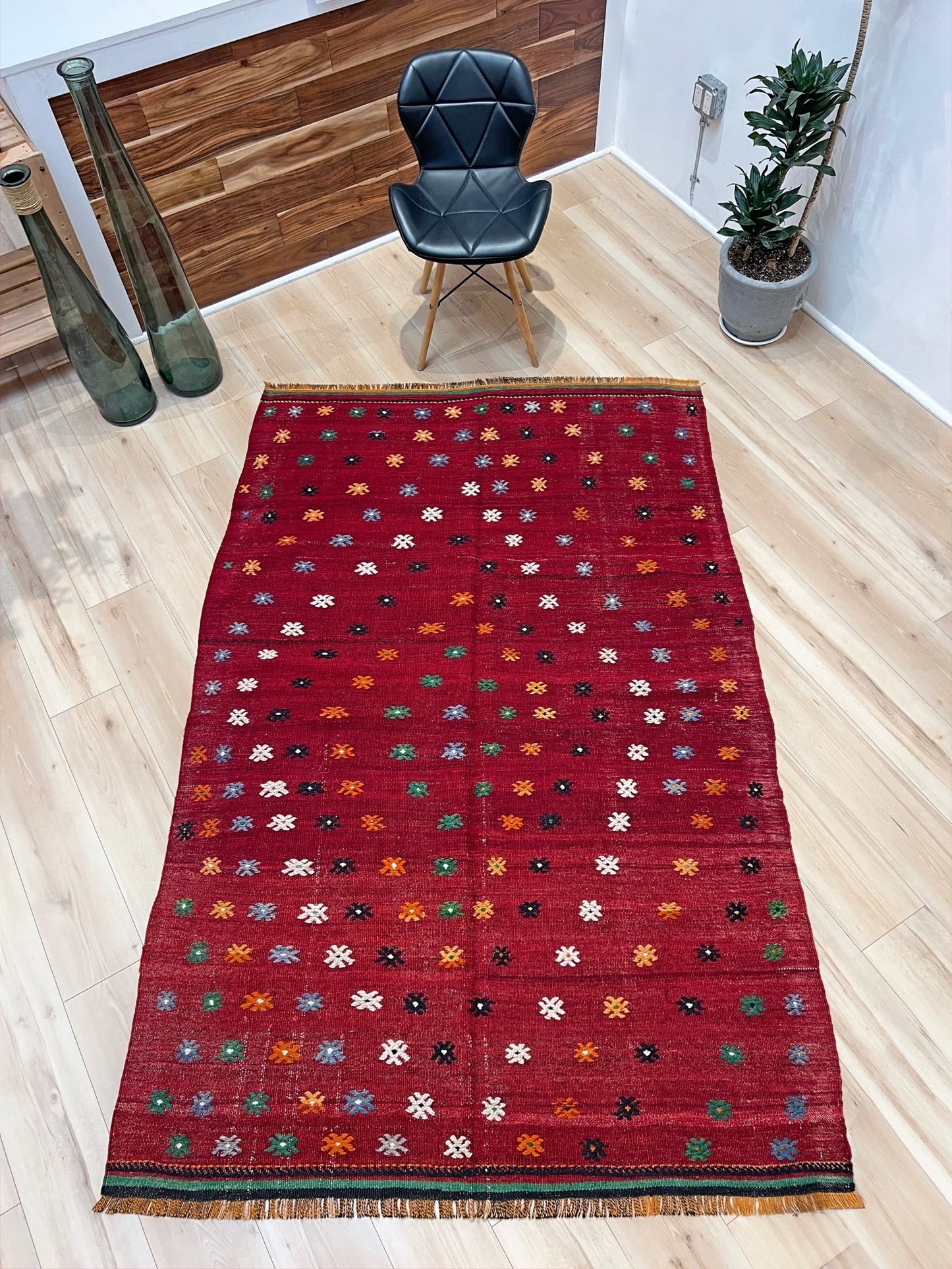 flower vintage turkish kilim rug shop san francisco bay area. Buy handmade wool rug online.