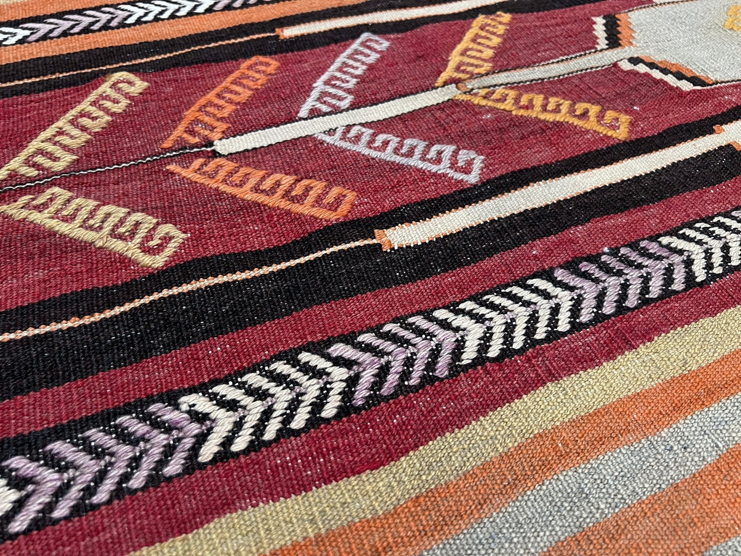 Sivas lambali turkish kilim rug shop San francisco bay area. Handmade vintage wool flatweave rug. Vibrant turkish striped rug.