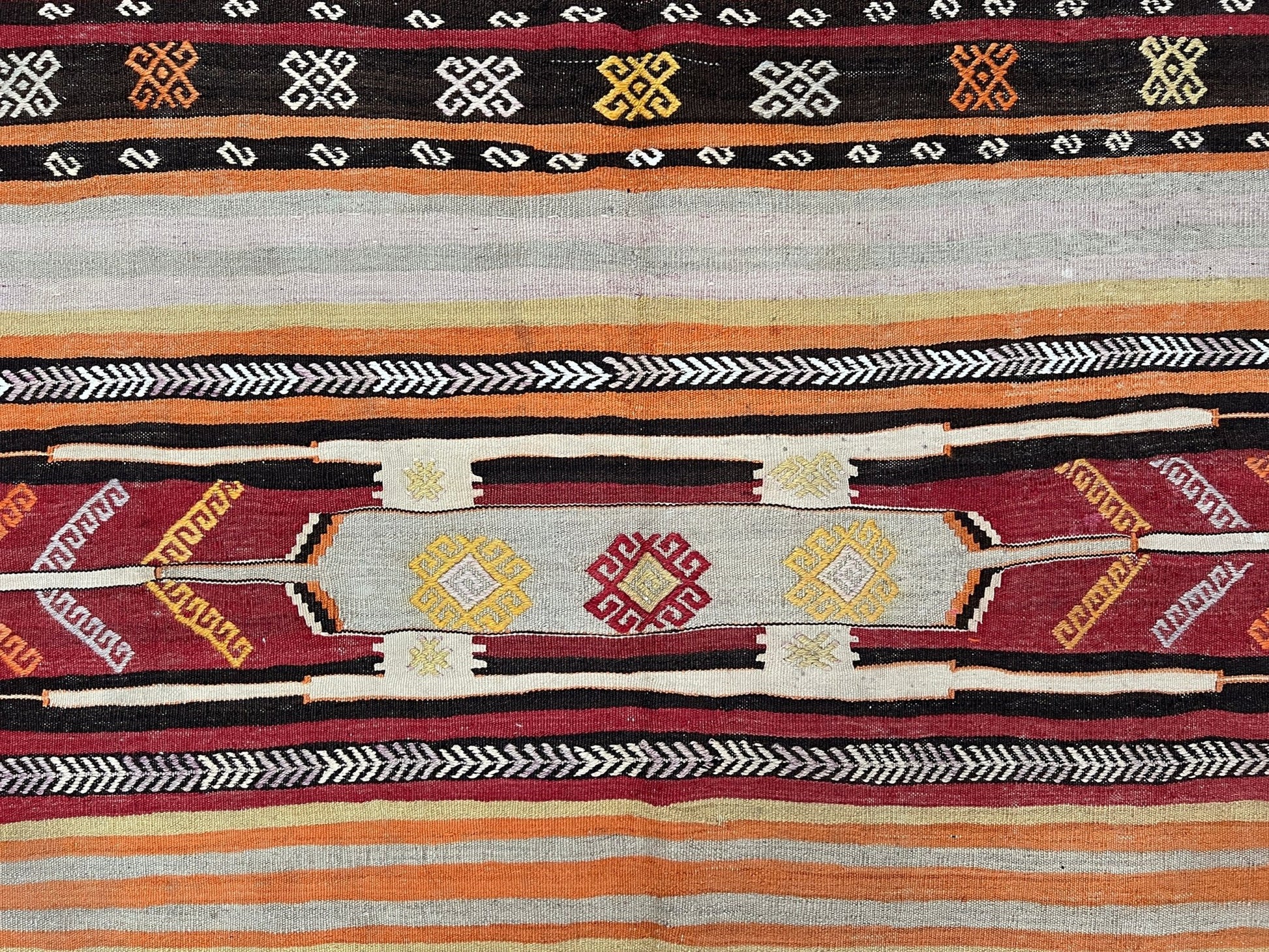 Sivas lambali turkish kilim rug shop San francisco bay area. Handmade vintage wool flatweave rug. Vibrant turkish striped rug.