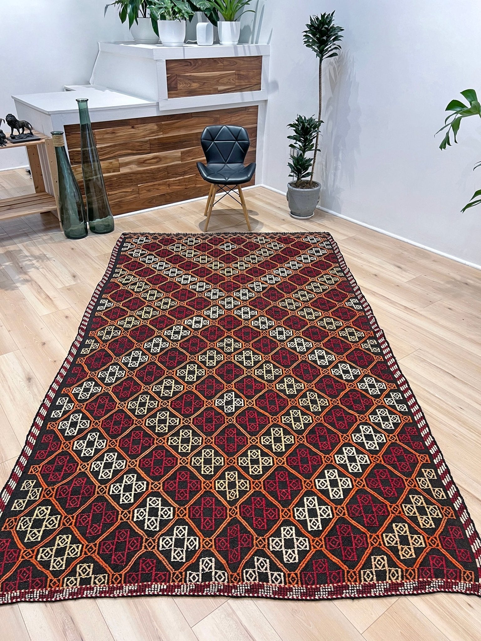 konta cicim turkish kilim rug shop san francisco bay area.  Handmade large wool flatweave rug. Buy rug online. 