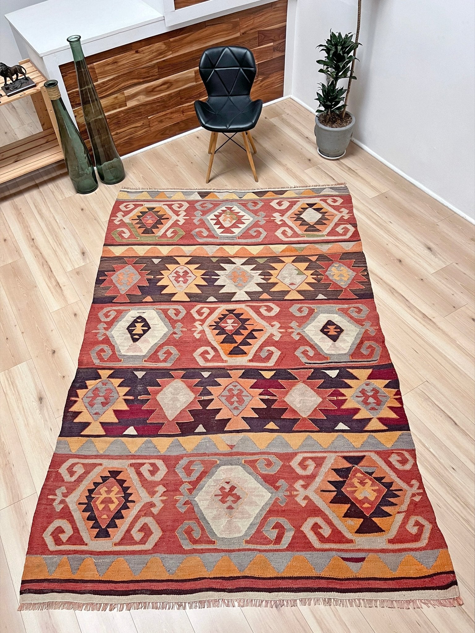 Kayseri Turkish kilim rug shop san francisco bay area. Handmade wool flatweave rug. Buy tribal navajo  style rug online.