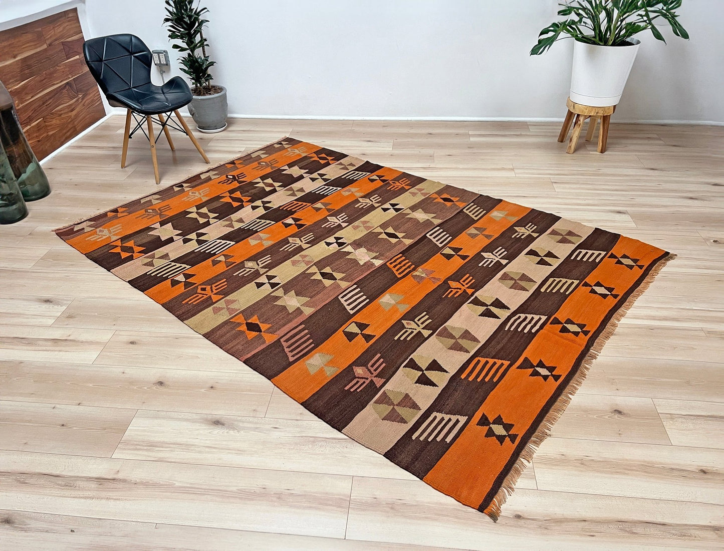 Navajo style flatweave Turkish Kilim rug shop san francisco bay area. 6x8 Handmade wool rug. Buy handmade rug online.