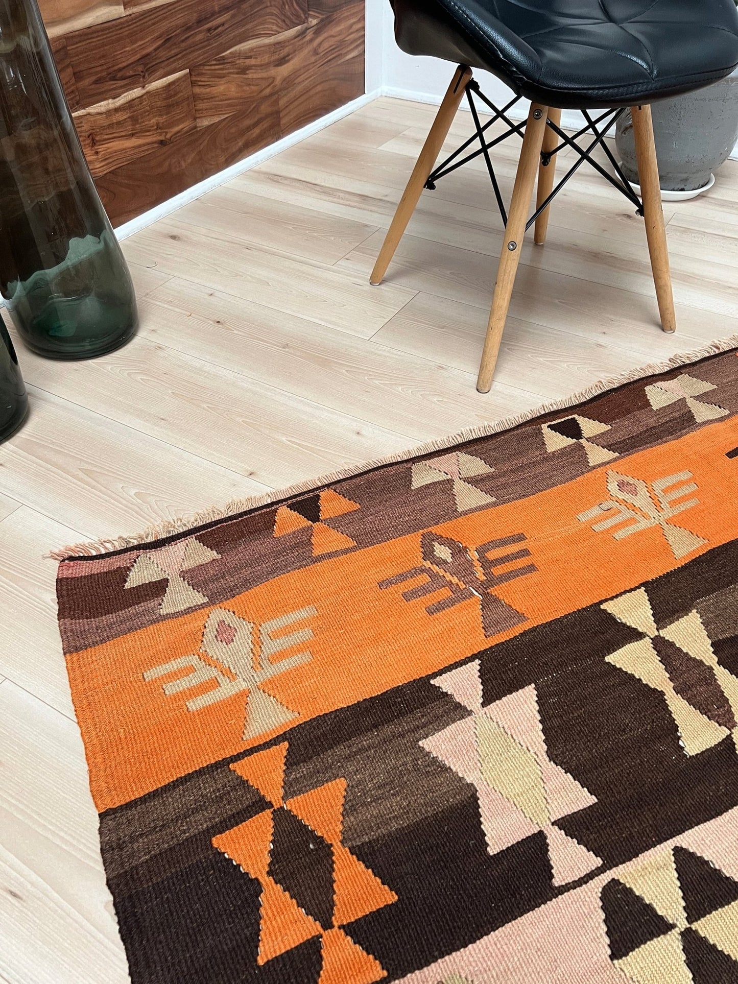 Navajo style flatweave Turkish Kilim rug shop san francisco bay area. 6x8 Handmade wool rug. Buy handmade rug online.