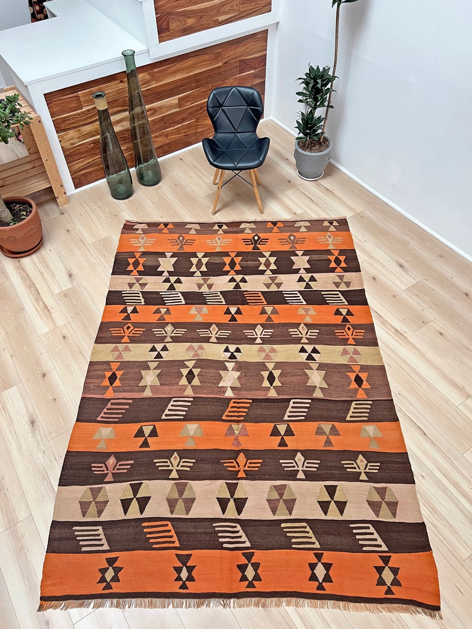 Navajo style flatweave Turkish Kilim rug shop san francisco bay area. 6x8 Handmade wool rug. Buy handmade rug online.